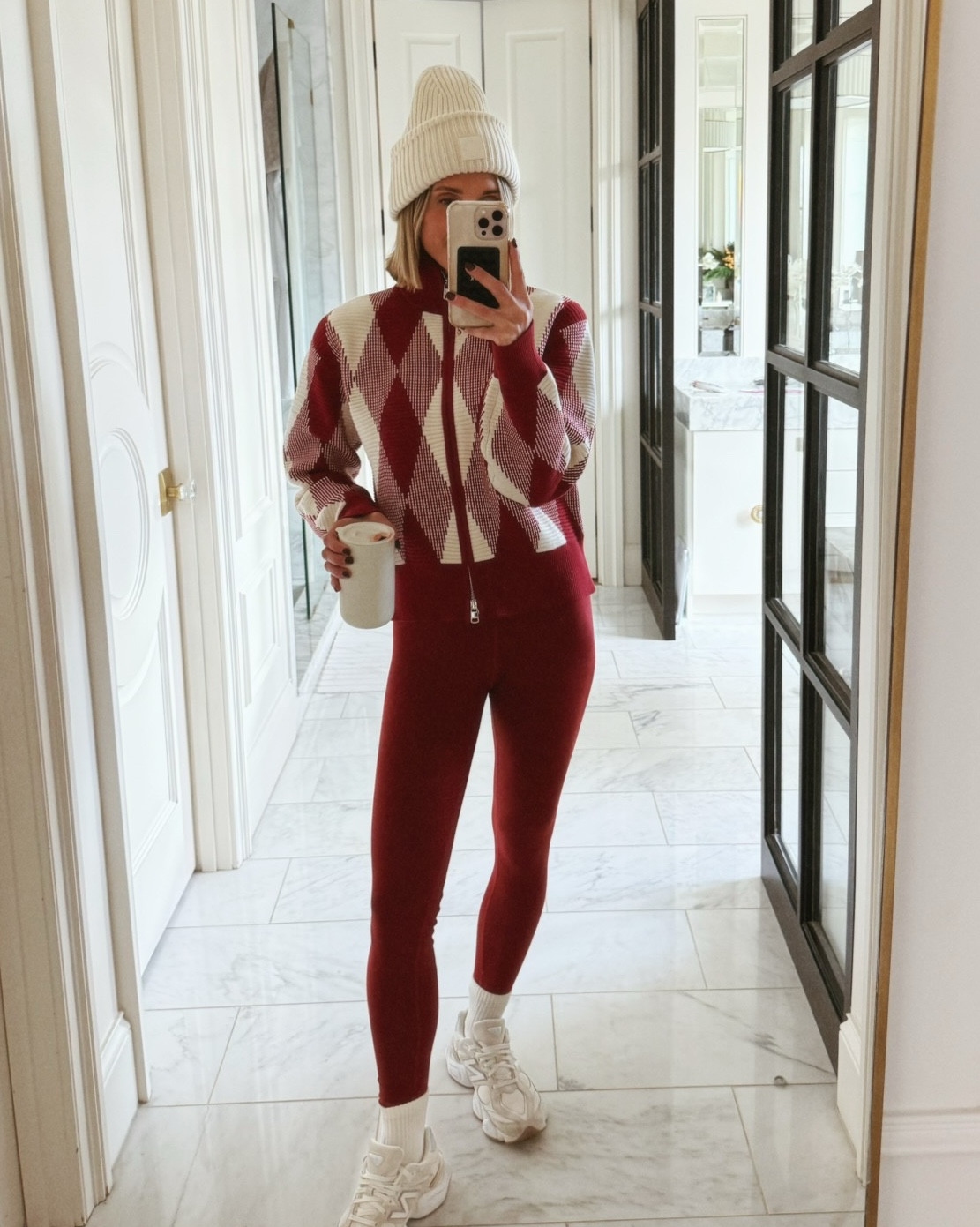 The perfect “Apres Ski” look for the holiday season. 


#LTKHoliday #LTKootd