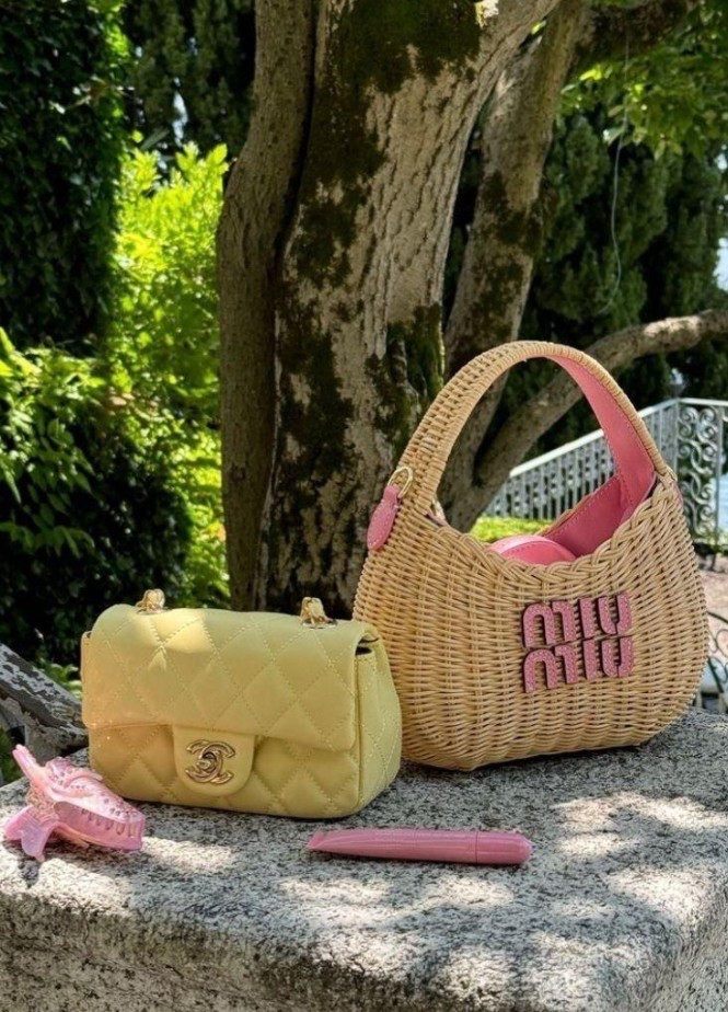 How cute so gorgeous !!! 

#LTKBeauty #LTKGiftGuide #LTKSaleAlert