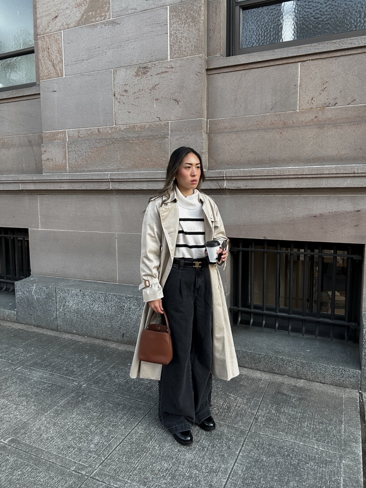 Trench coats for fall? “Ground-breaking 🤷‍♀️” except that’s the whole point! You’ve probably seen me sport this jacket in 100 different outfits now but that’s when you KNOW you got a capsule wardrobe gem 💎 What do you think this classic fall look!? 🤍✨

Outfit details: 👇🏻
🤍 sweater + bag: @bananarepublicfactory 
🤍 trench: @burberry 
🤍 denim: @madewell 
🤍 loafers: @chanelofficial 
🤍 belt: dupe!

🔗 Outfit specifics linked in bio → LTK @amandacapsulewardrobe
⸻

#neutralstyle #falllooks #minimalistcloset #capsulecloset #falloutfitinspo #trenchcoatoutfit