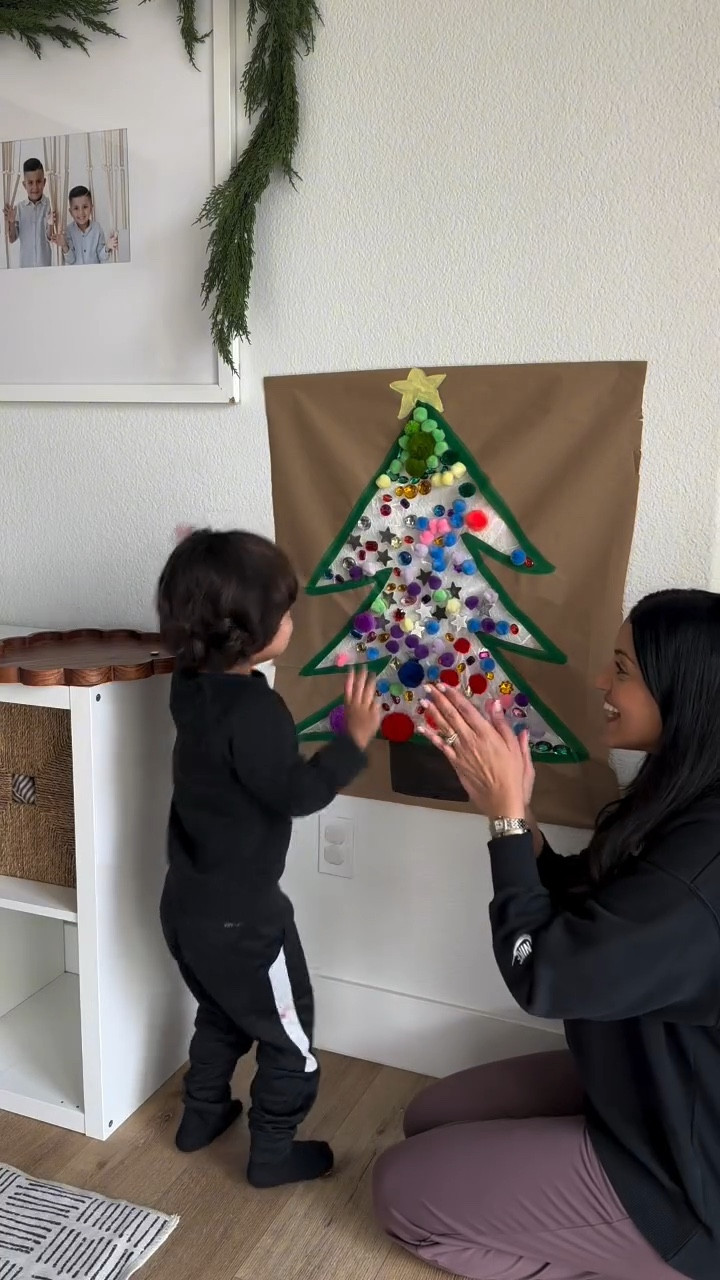 toddler entertainment and letting him decorate his own Christmas tree is a total mom win with a sprinkle of magic✨

#christmas #christmascrafts #toddlermom #toddlercraft #christmastree #christmaskids #christmasfinds 