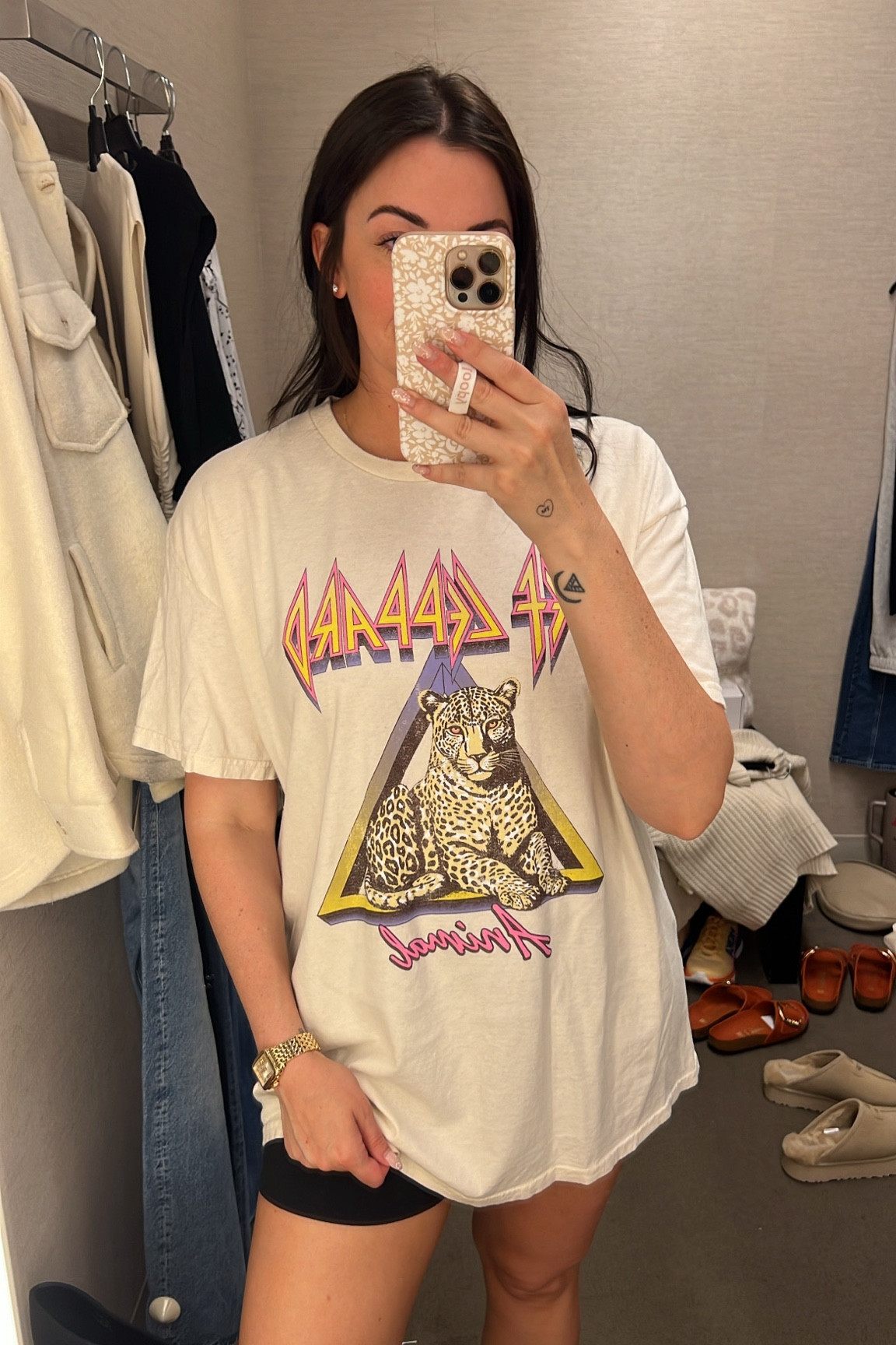 Wearing a large in this T-shirt! 

#LTKSummerSales #LTKxNSale #LTKSaleAlert