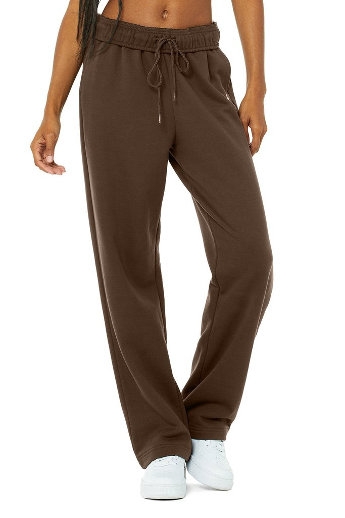 Accolade Straight Leg Sweatpant | Alo Yoga (US)