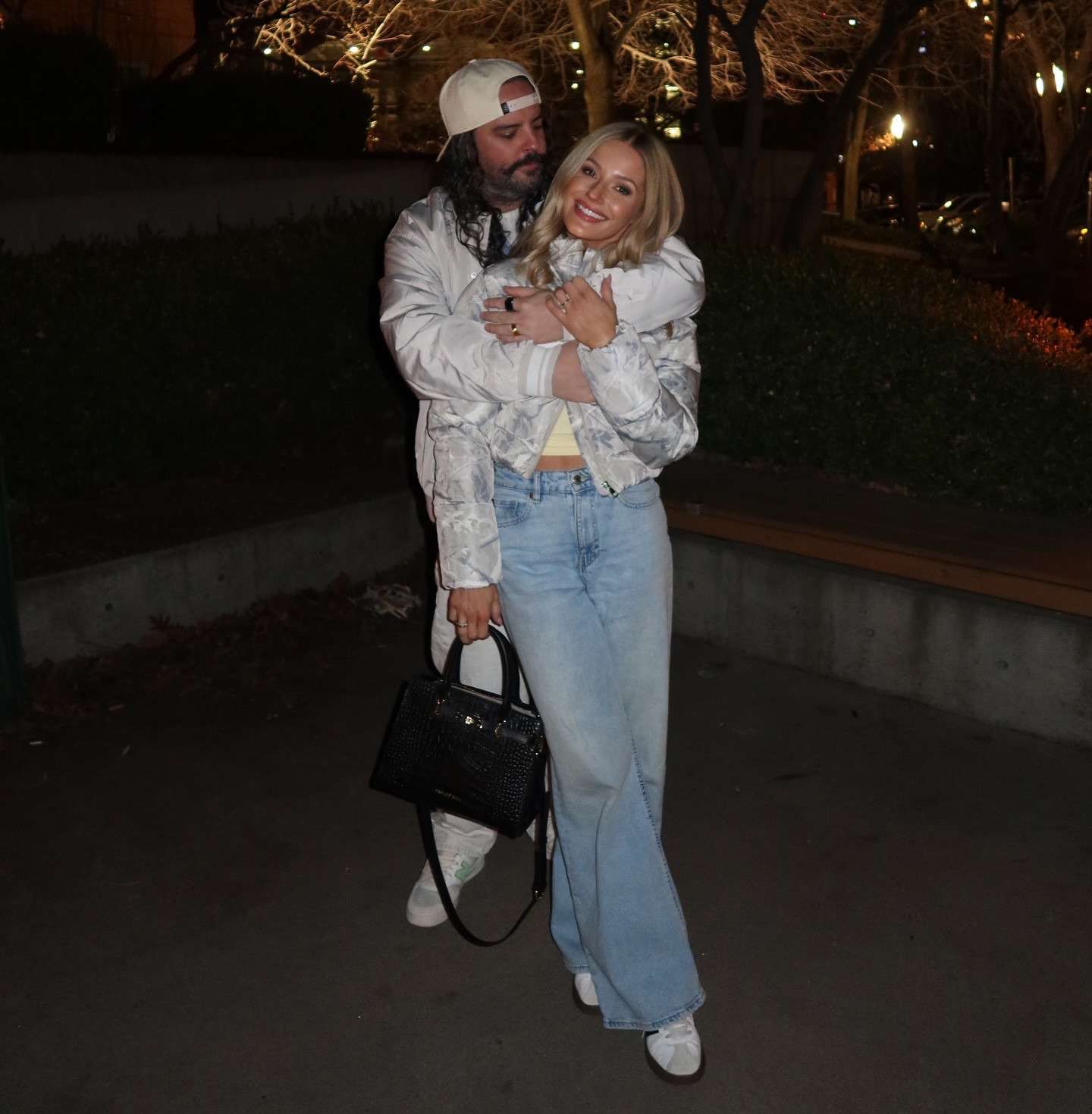 Casual Date Night Outfit. 🤍