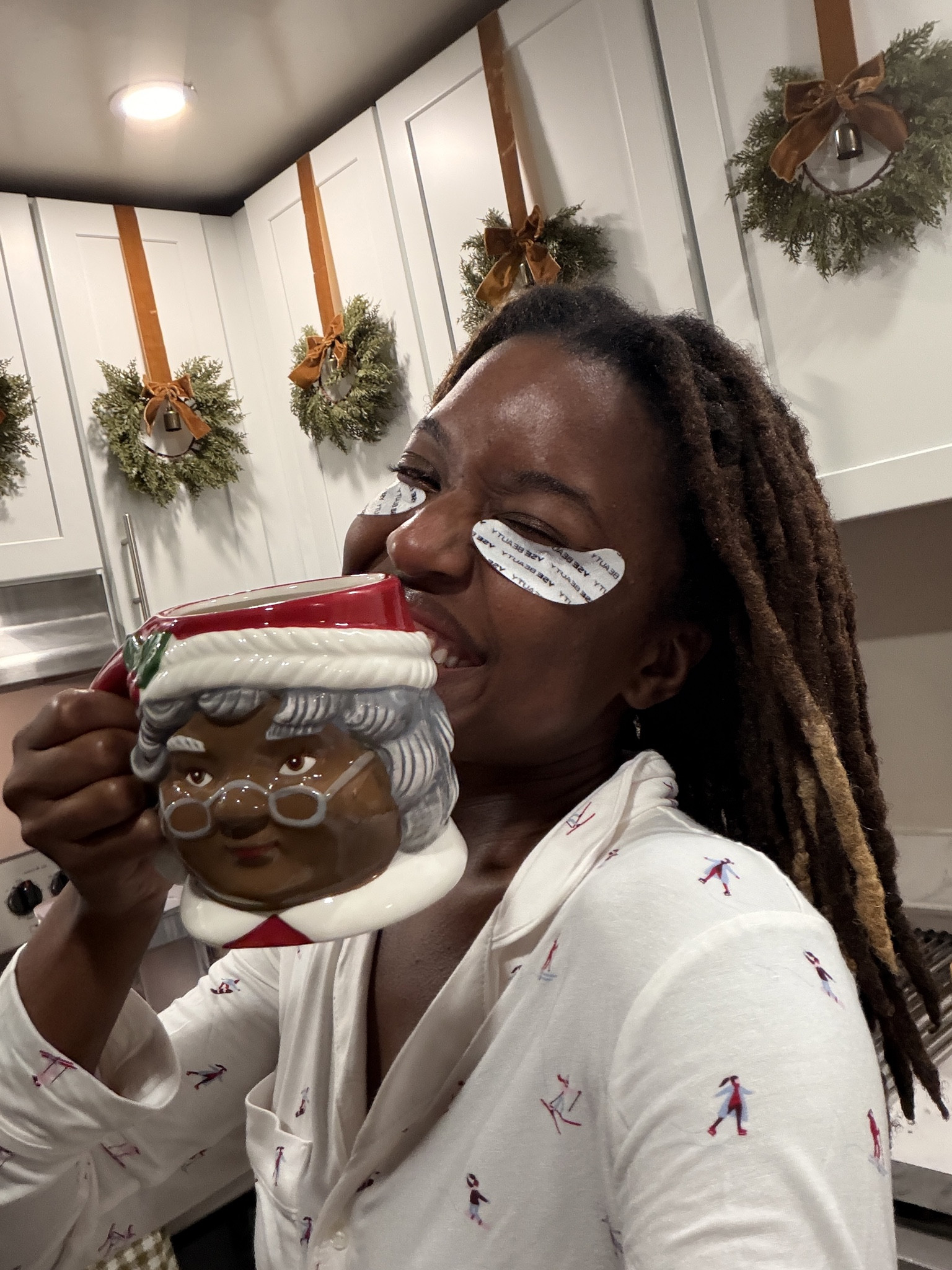 Obsessed with these Christmas pajamas and these eye masks are like magic!

#LTKSeasonal #LTKHoliday #LTKBeauty