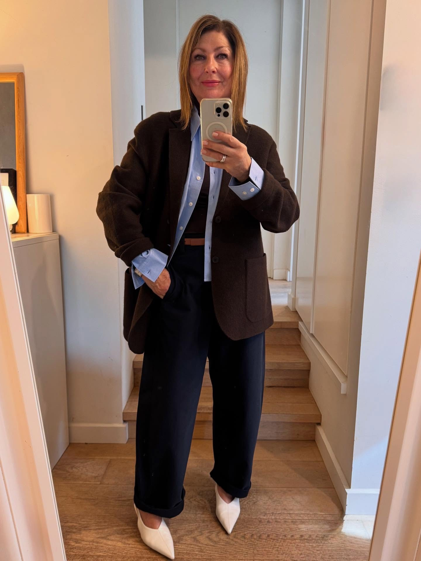 The colour combo that feels new & fresh ?
Choc brown with navy & a dash of light blue! It’s a little unexpected, feels cool, looks modern. 

If you need an injection of choc brown (hint you do : it’s so chic & definitely here again next season !) then grab this fabulous brown slouchy jacket @uniqloau 

I’m wearing :
* A choc brown Heattech cashmere blend long sleeve tee @uniqloau , size large.
* A JW Anderson blue shirt @uniqloau in size large 
* Brown knit Uniqlo: C @uniqloau jacket in medium
* Navy jersey barrel pants @uniqloau in size large ( rolled up the hem & also worn long)
* Valentino tan belt @netaporter
* White pointy shoes @commonry 
* Any brown/tan bag would here too. 

#uniqloAU #fififavfinds #fifireport #ltkaustralia #gifted #chocbrown #stylestaples #fashiontipsforwomen

#LTKover50style #LTKstyletip #LTKaustralia