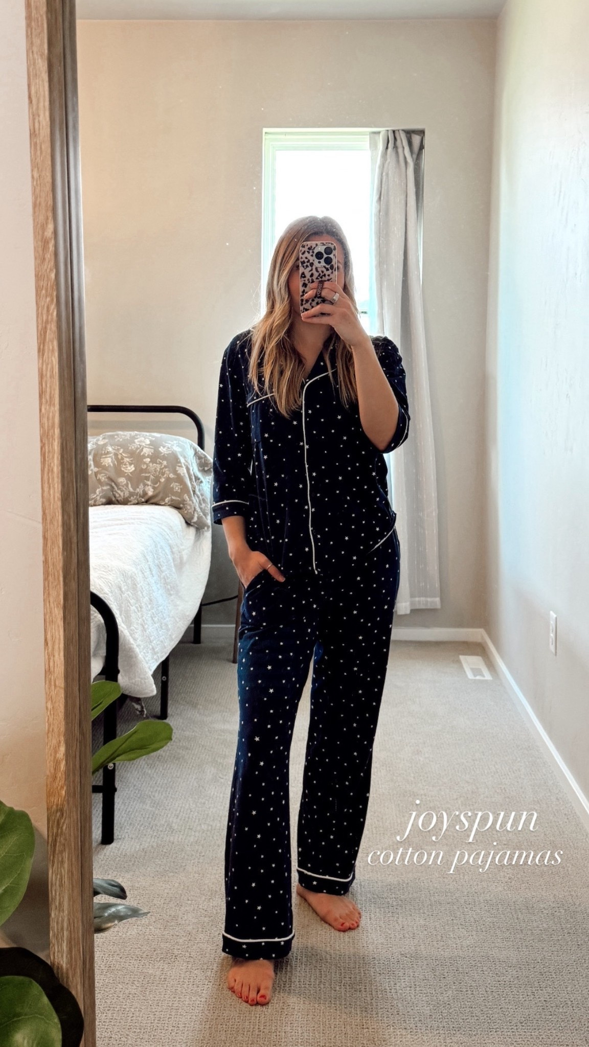 Joyspun cotton stars pajama set 🌟🇺🇸
I got a small and it’s slightly oversized (in a good way!). Size down if you like a snug fit 


Walmart 

#LTKStyleTip #LTKSaleAlert #LTKHome
