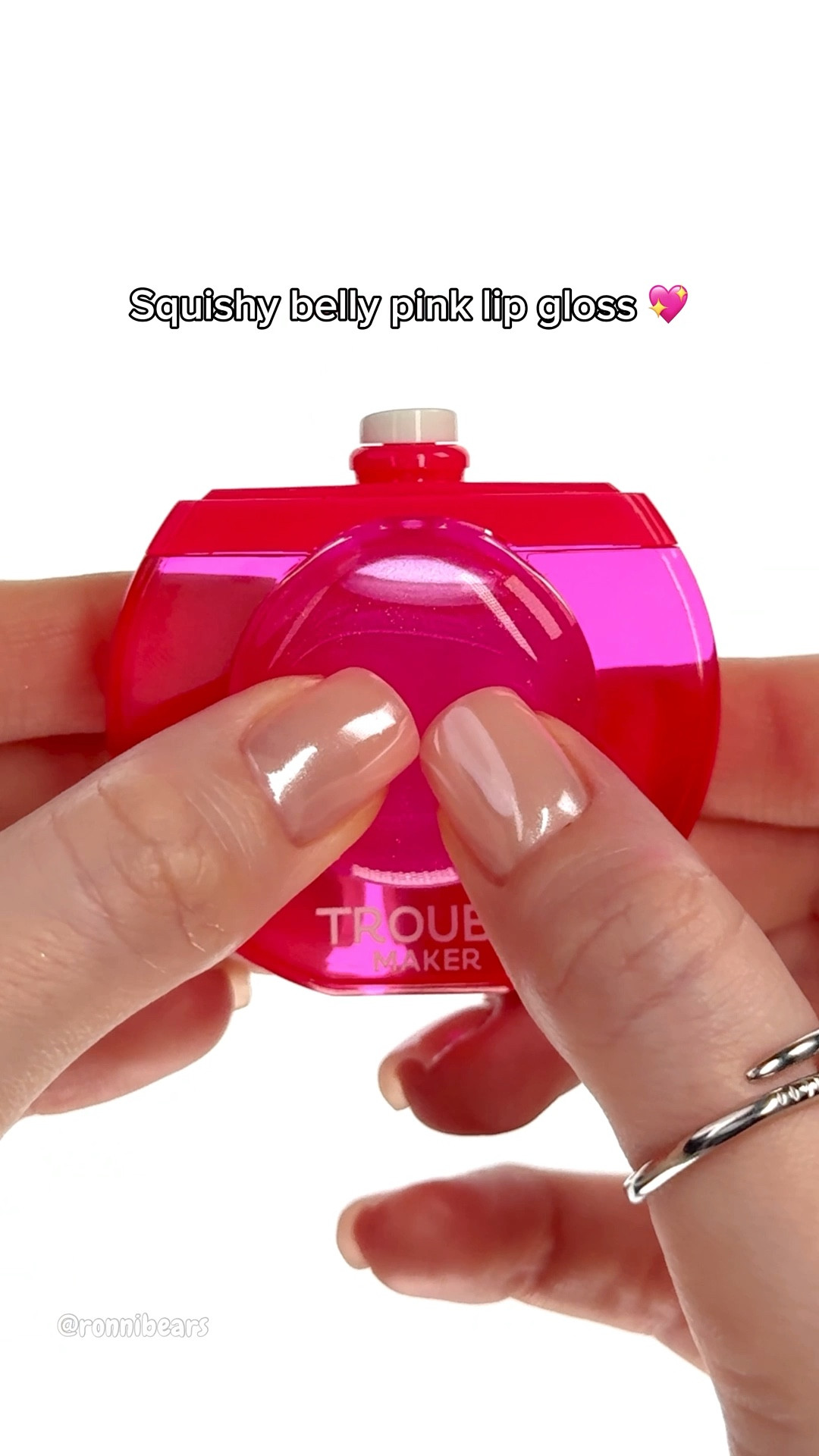 Squishy & glossy 😋💖

🛍️ Trouble Maker Bubble Trouble Lip Gloss in Phee

#lipgloss #troublemaker #squishy #hotpink #pinkmakeup 

#LTKuk #LTKbeauty