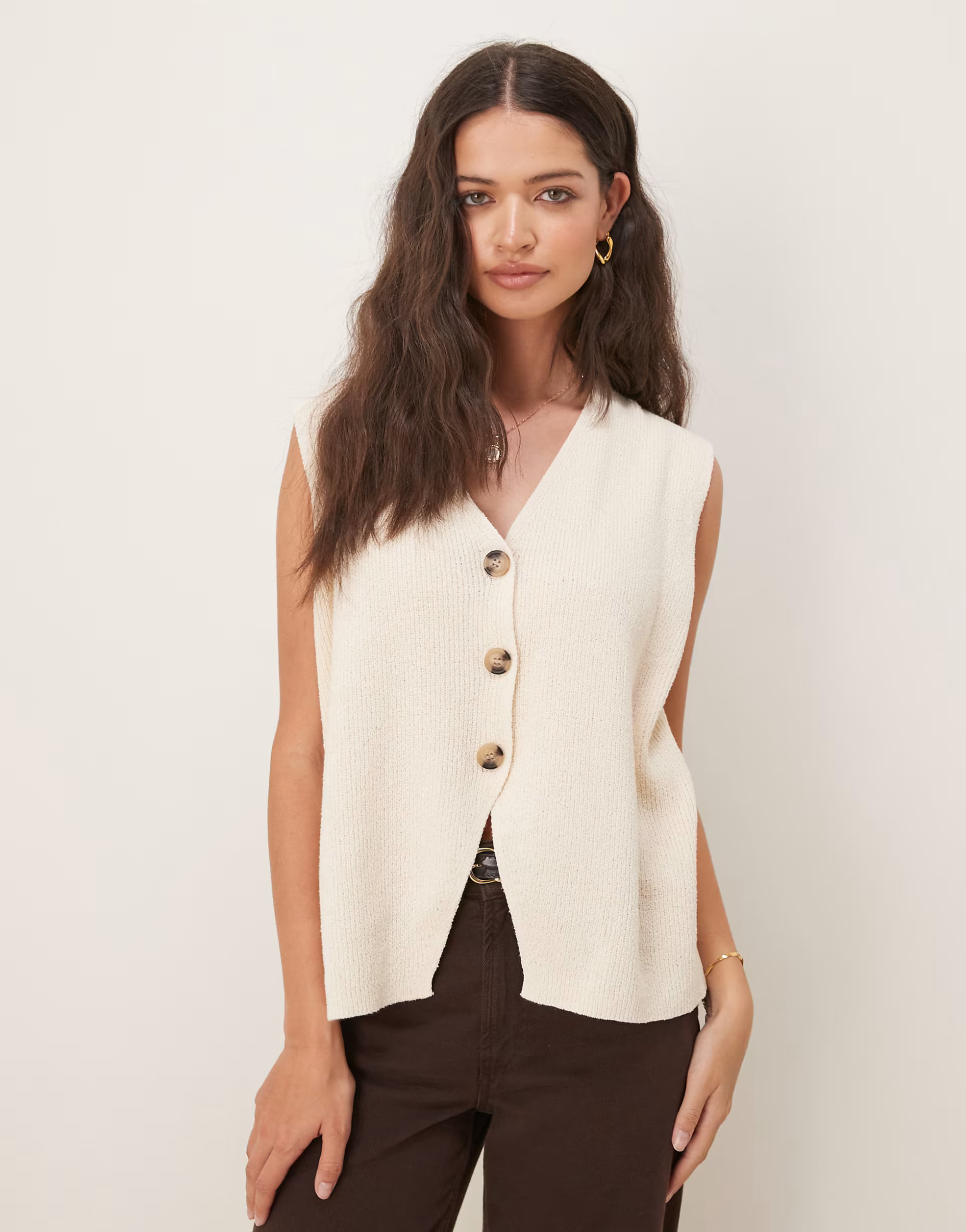 ASOS DESIGN relaxed fit waistcoat in cream | ASOS | ASOS (Global)