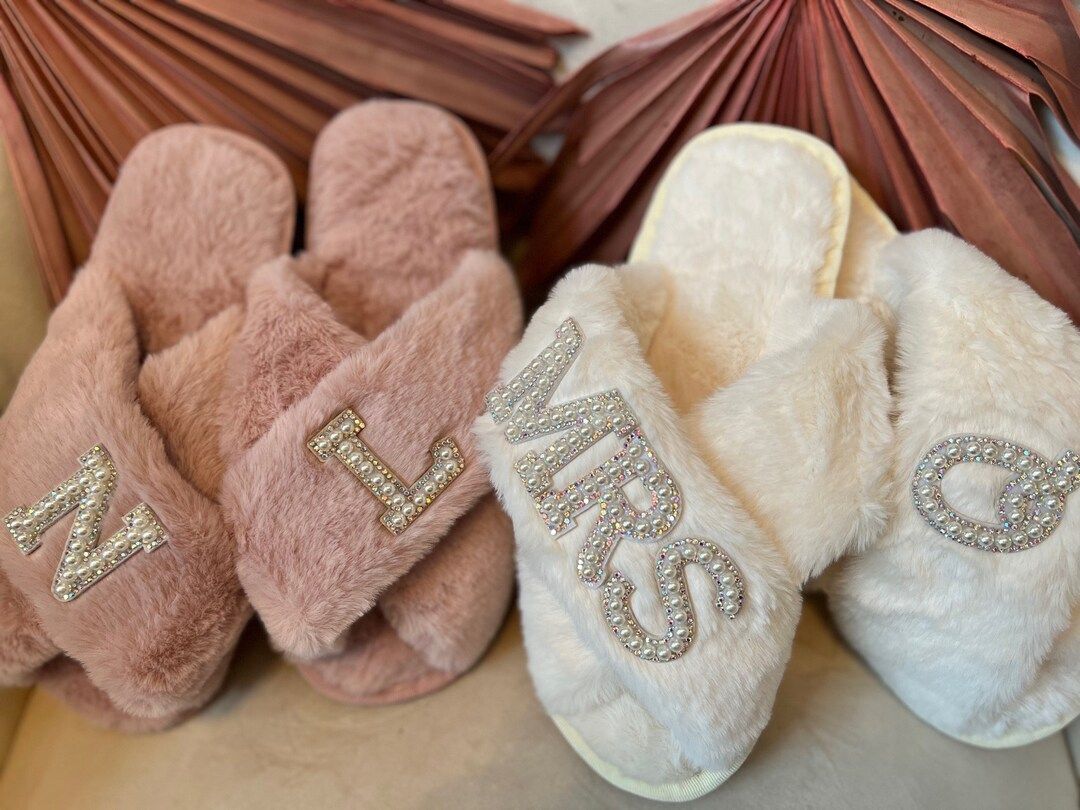 Mrs Pearls Fluffy Slippers, Bridal Fluffy Cross Pearls slippers, Bride Gift, Bridal Shower, Bache... | Etsy (US)