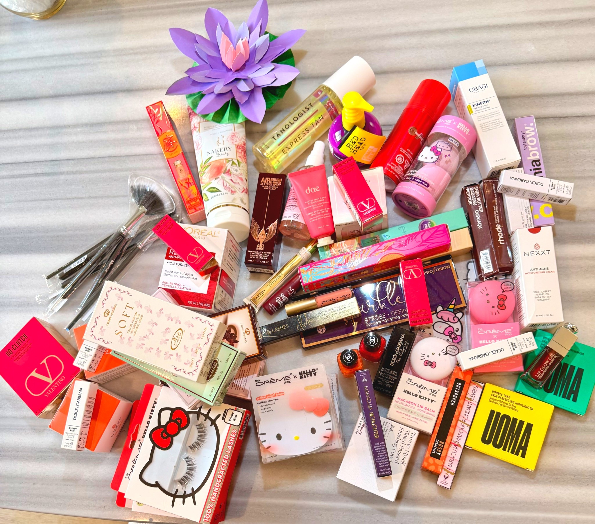 These are my favorite beauty products I use regularly 🤍
Everything shown in this photo is linked below.

#LTKBeauty