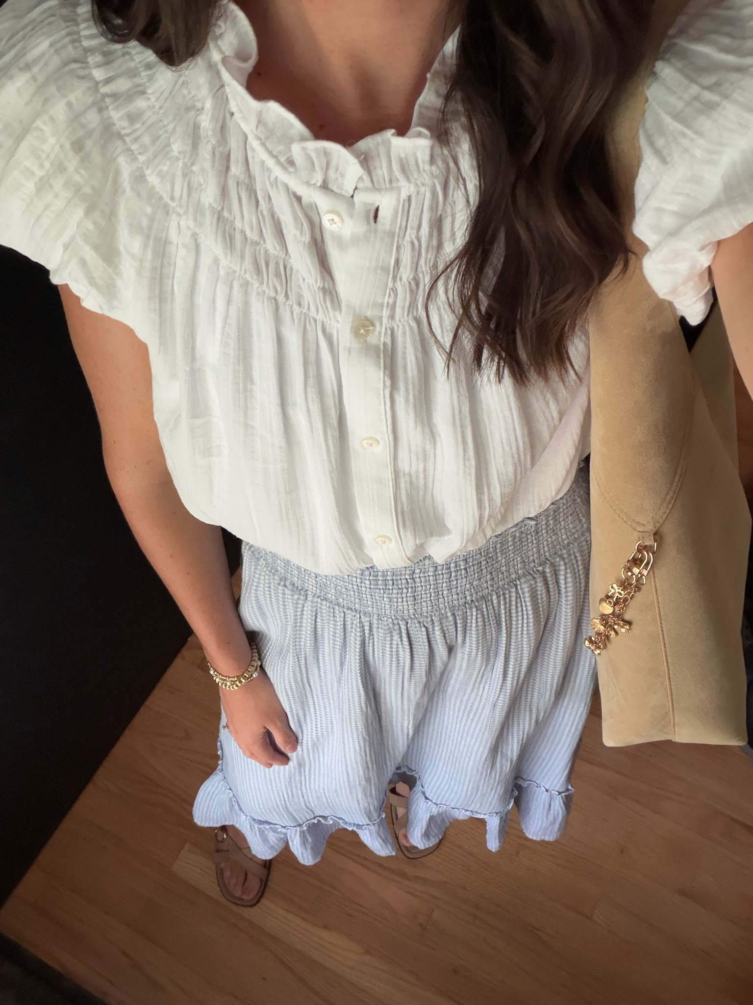 Today’s church outfit 

Top - small
Skirt - small