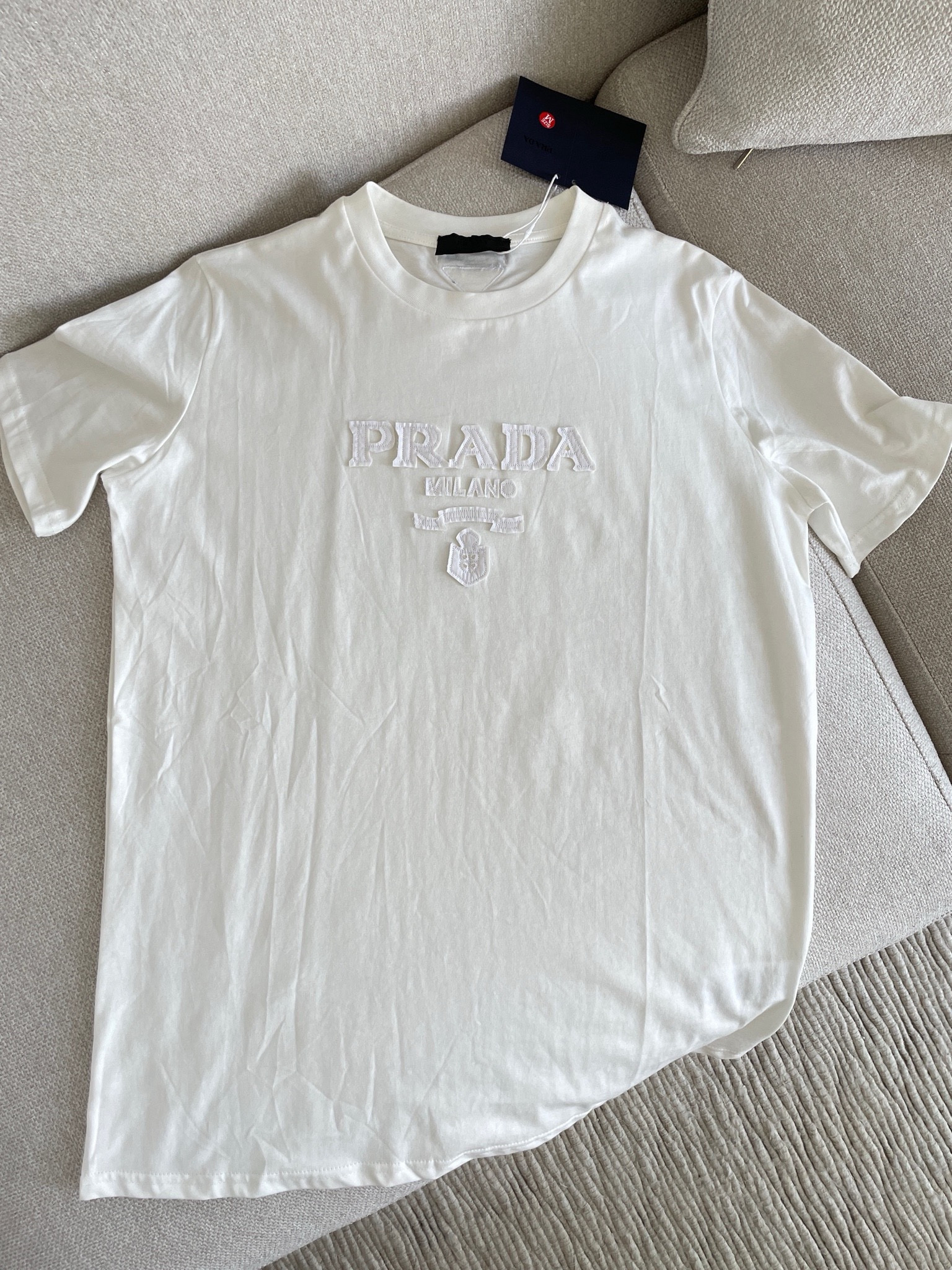Prada t-shirt
#dhgate

#LTKFindsUnder50 #LTKFindsUnder100 #LTKSaleAlert