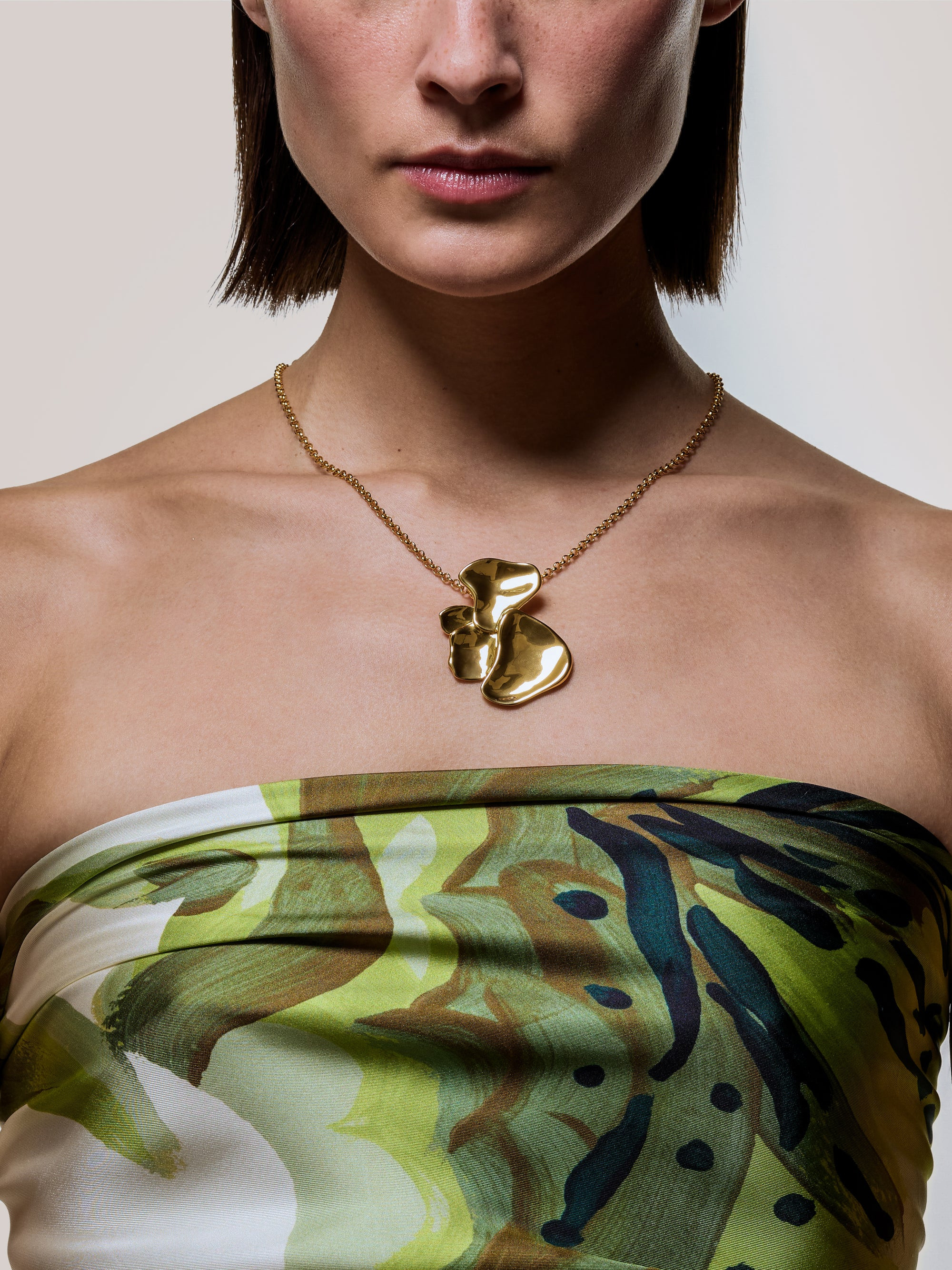 Deconstructed Petals Pendant | Gold | Jigsaw (UK)
