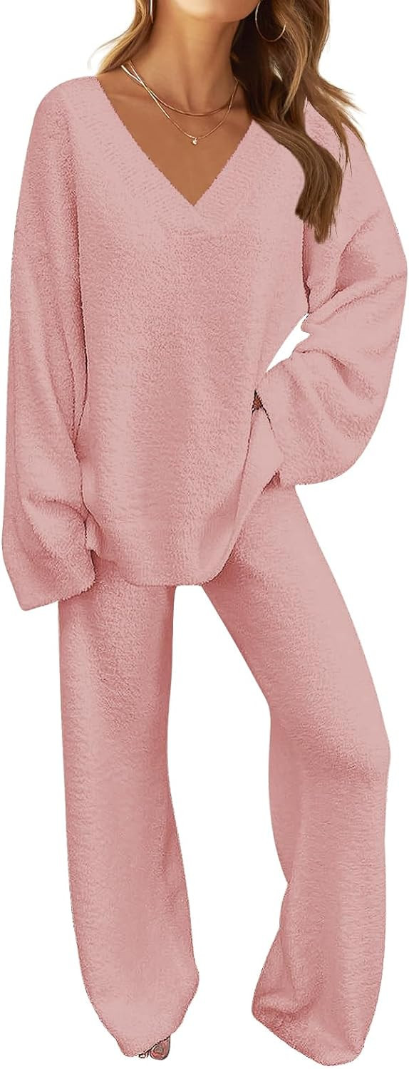 MEROKEETY Women's 2 Piece Outfits Fuzzy Fleece Pajama Set Long Sleeve Top Wide Leg Pants Loungewe... | Amazon (US)