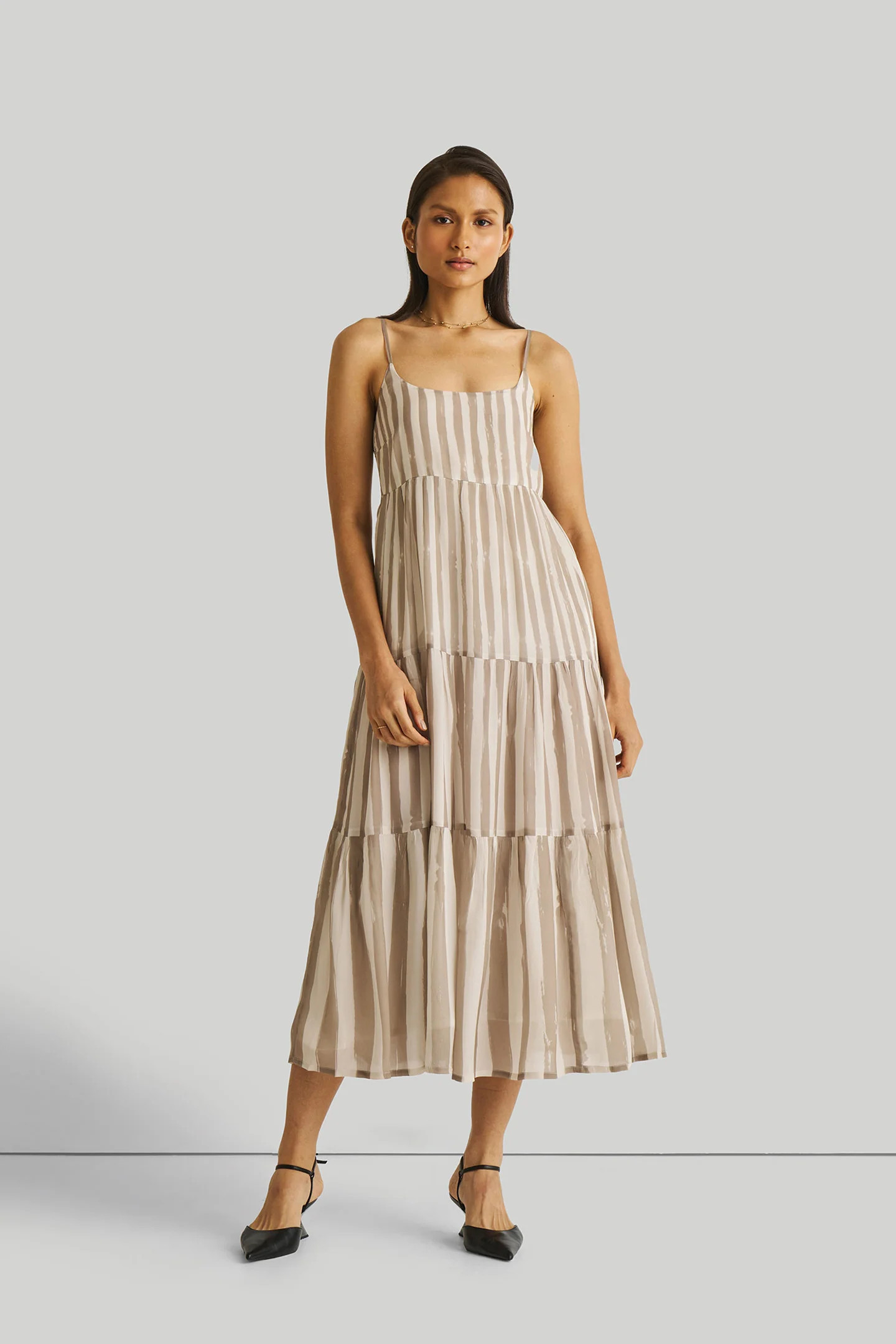 Strappy Tiered Maxi Dress in Beige Stripes Striped down beige / XS | Reistor