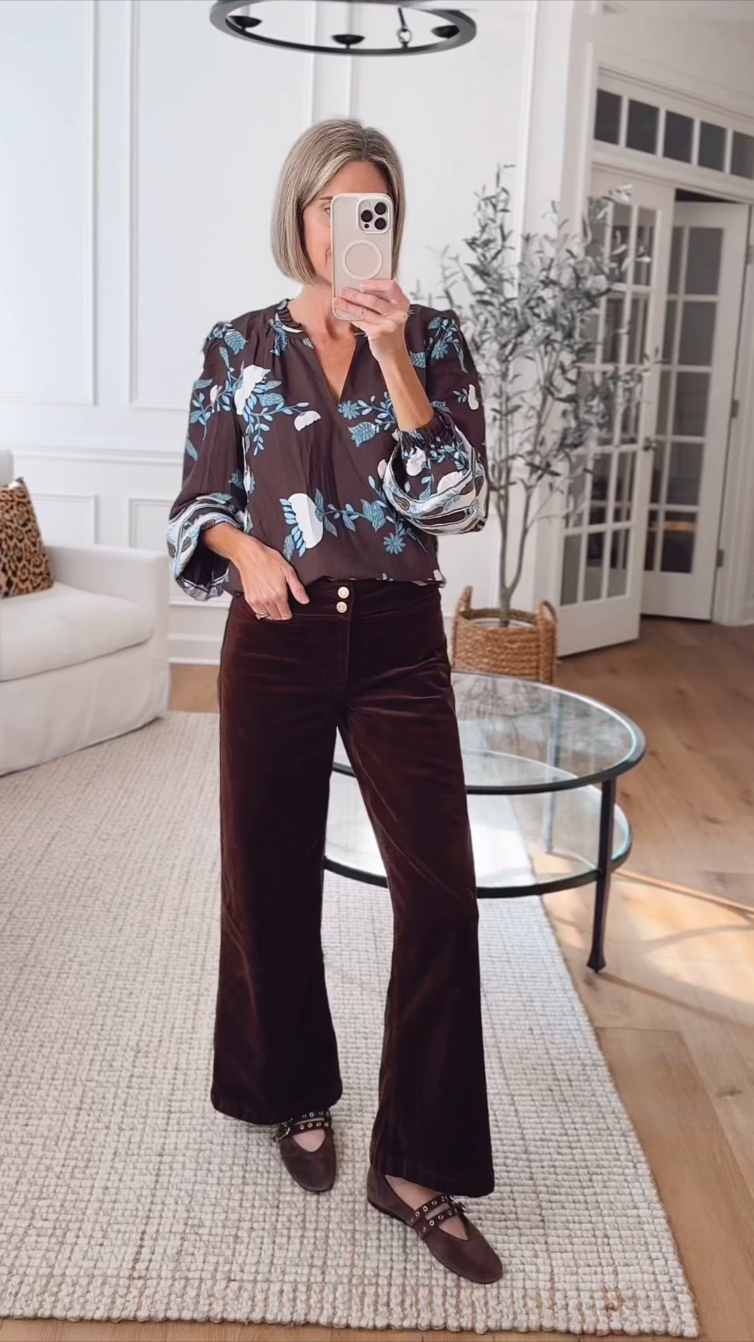 🏷️ 48% off plus free shipping on this blouse 🤎 Thanksgiving outfit idea. Wearing an xs in top and 4 in the corduroys. 

Brunch outfit idea




#LTKOver40 #LTKFindsUnder50 #LTKSaleAlert
