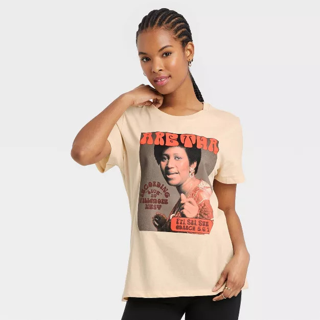 Women's Aretha Franklin Short Sleeve Graphic T-Shirt - Tan | Target