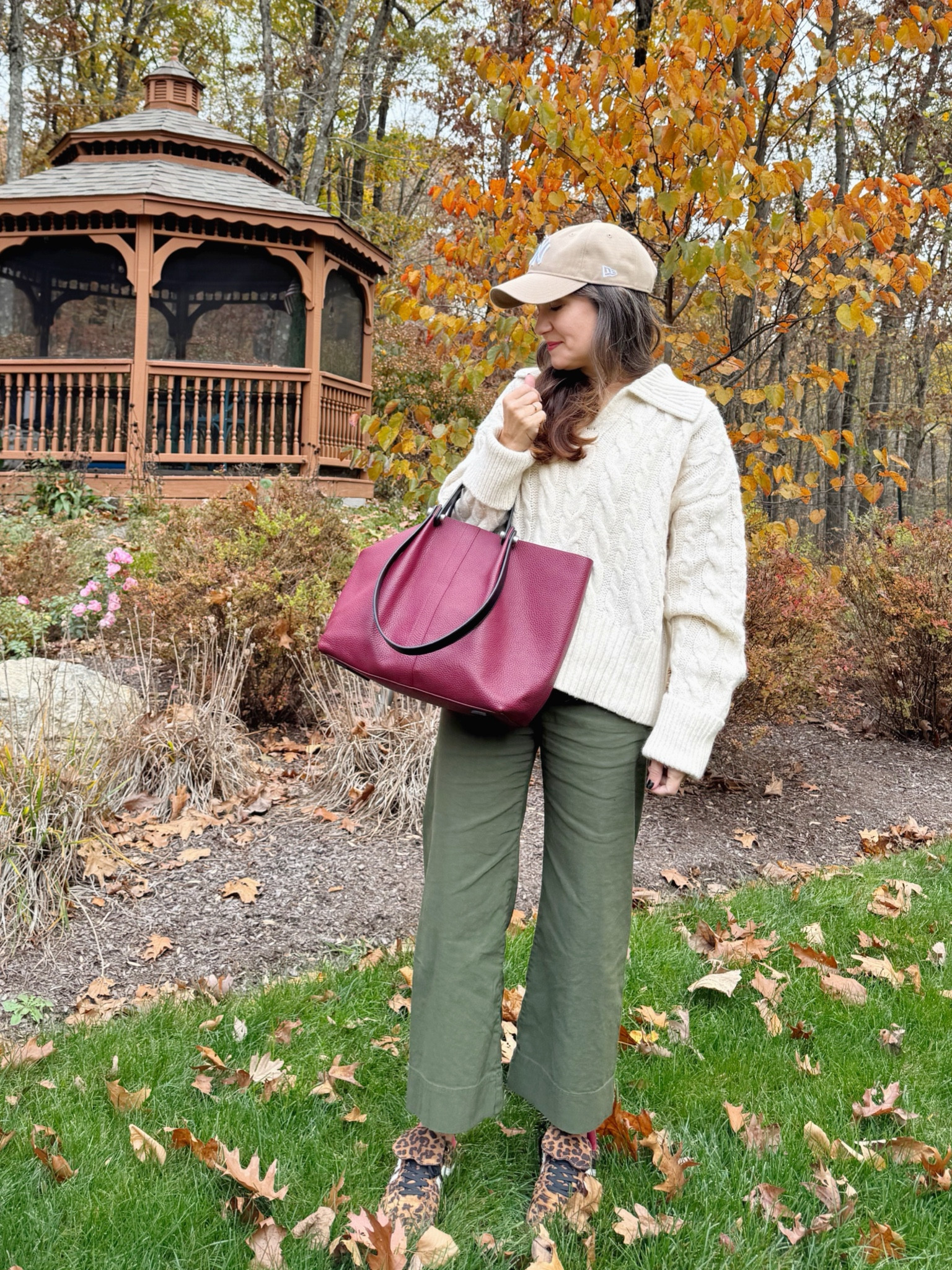 Cozy autumn day today! This sweater is oversized and has a sparkle to it, will be wearing it a lot the next couple of months! ⭐️ 

#LTKHoliday #LTKOver40 #LTKSeasonal