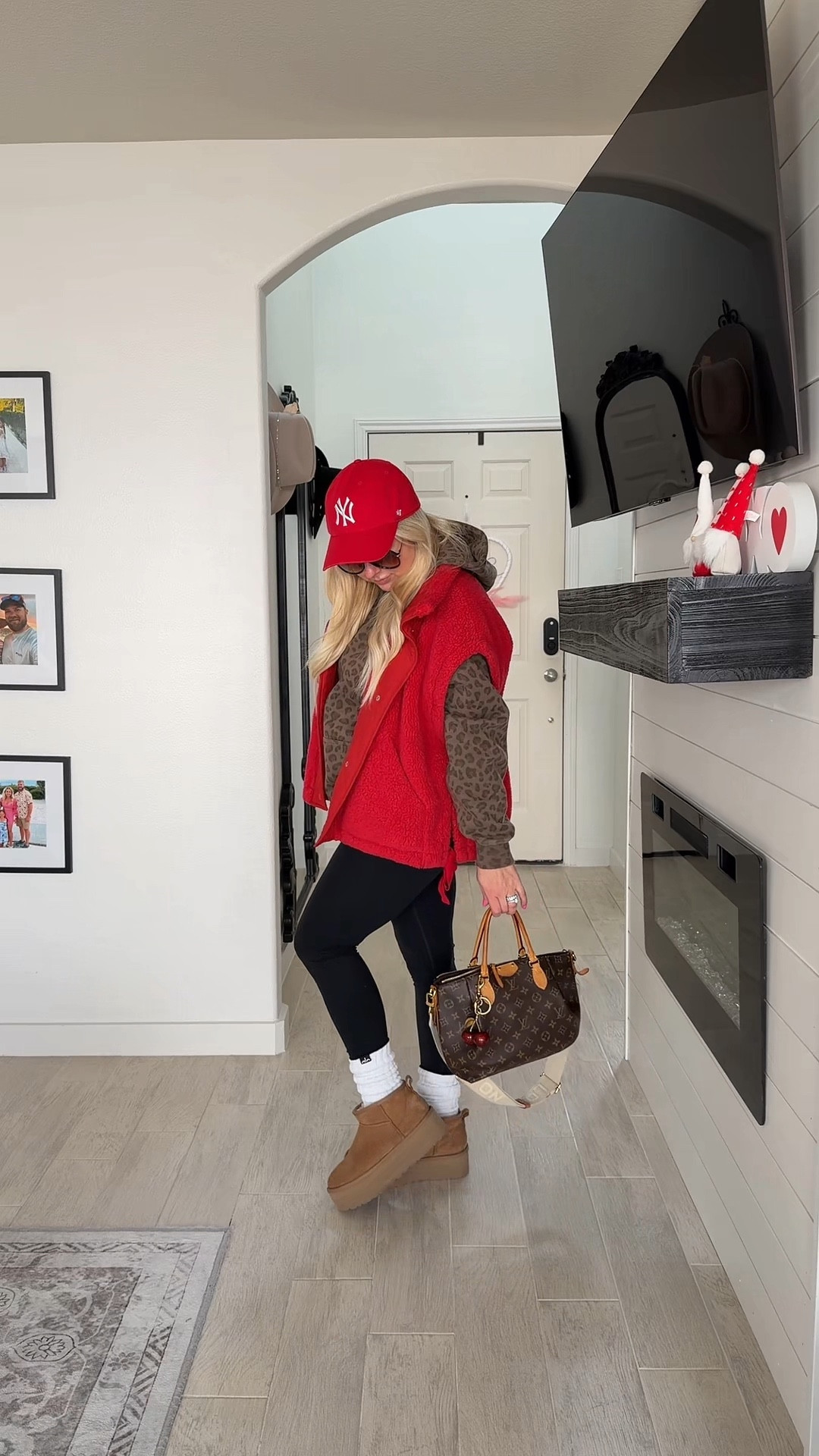 Winter outfit
Leopard hoodie small
Fleece vest 
Platform Ugg boots 
Alo socks 

#LTKootd