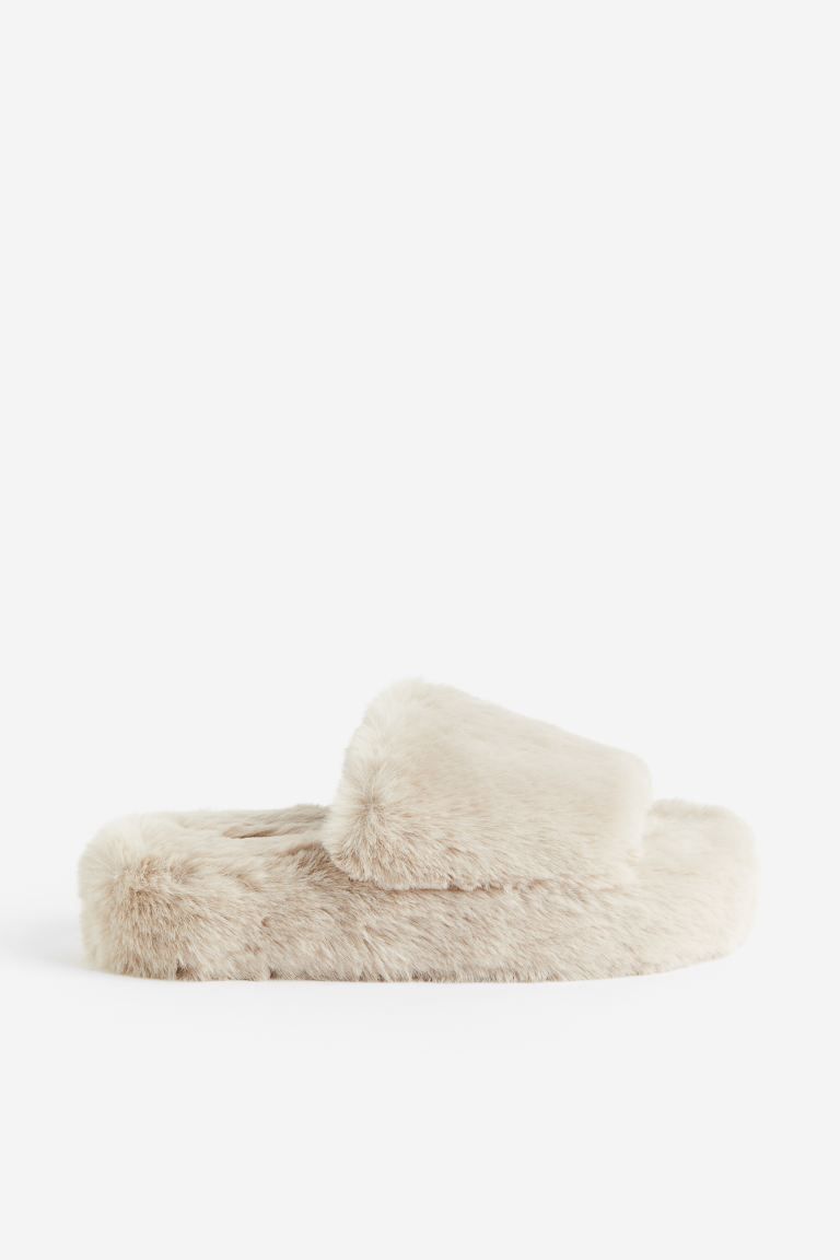 Fluffy Slippers | H&M (US + CA)