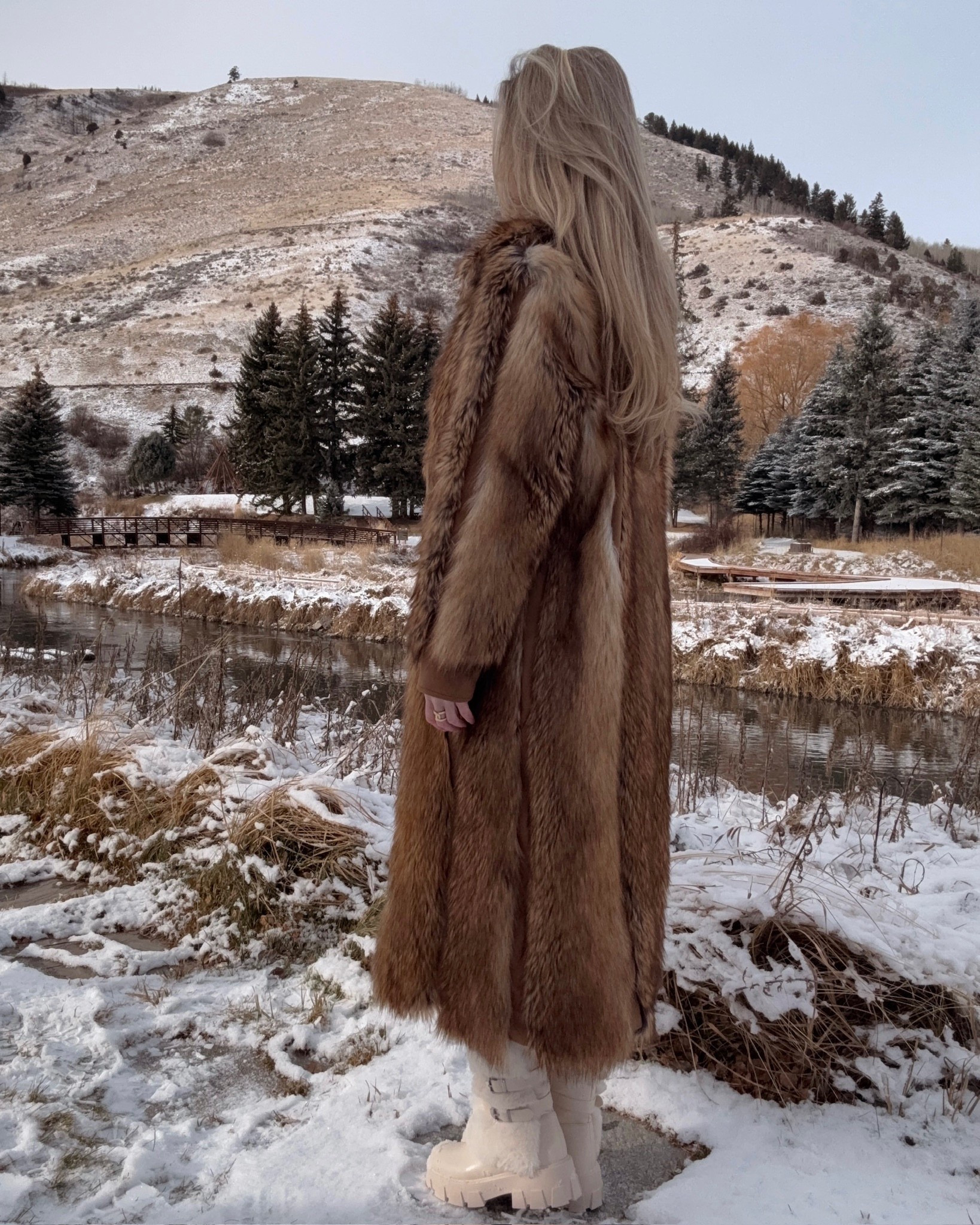 Winter Style // Fur Jackets // Winter Travel // Snow Boots

#LTKSeasonal #LTKootd