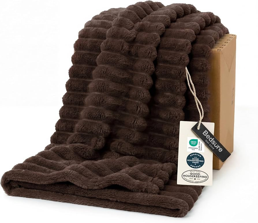Bedsure Soft Chocolate BrownThrow Blanket for Couch Decor Gifts 50"x60" | Amazon (US)
