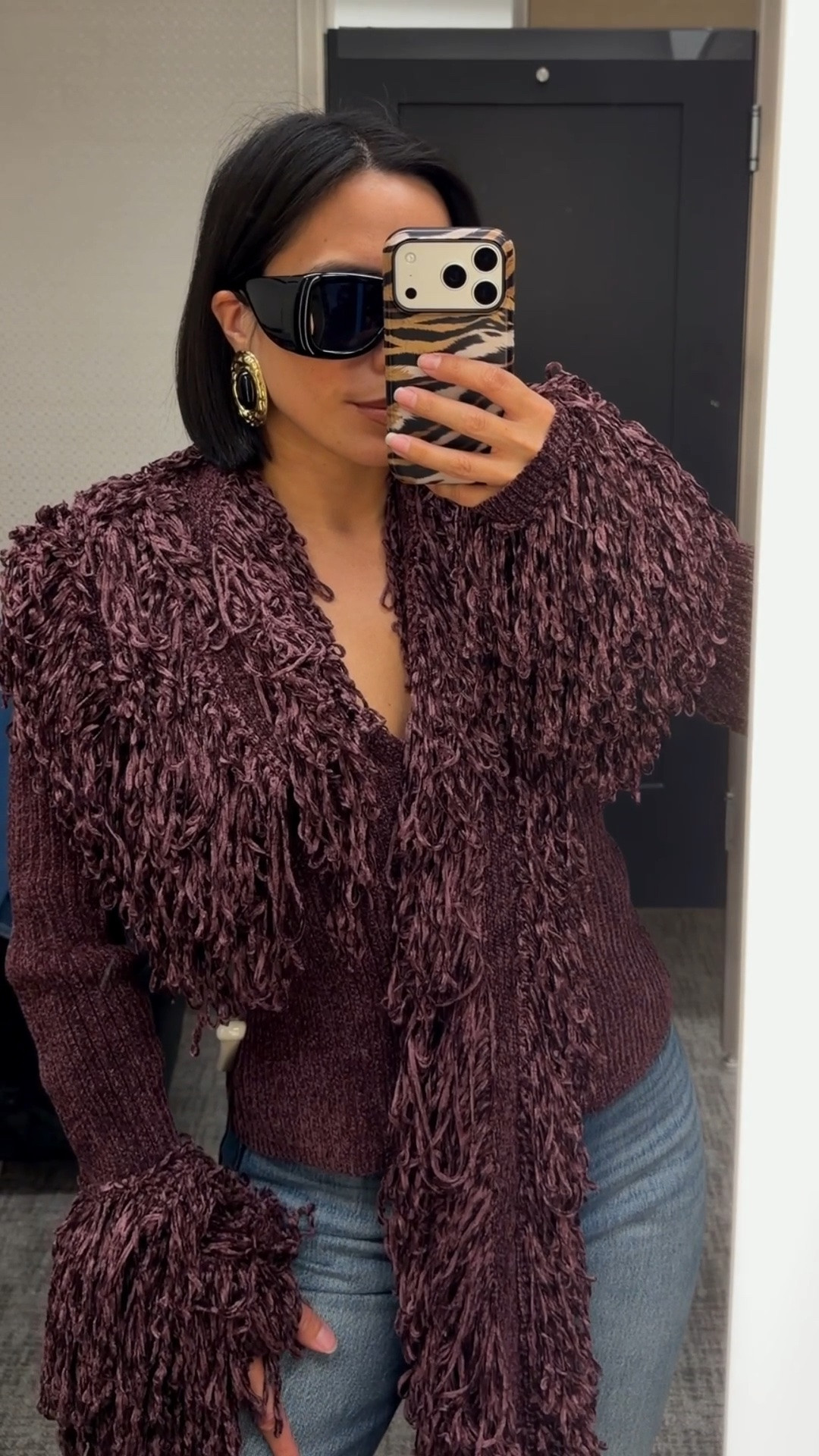 Hiii! Fringe top so good! Wearing size xs.

#LTKPetite #LTKSeasonal #LTKootd