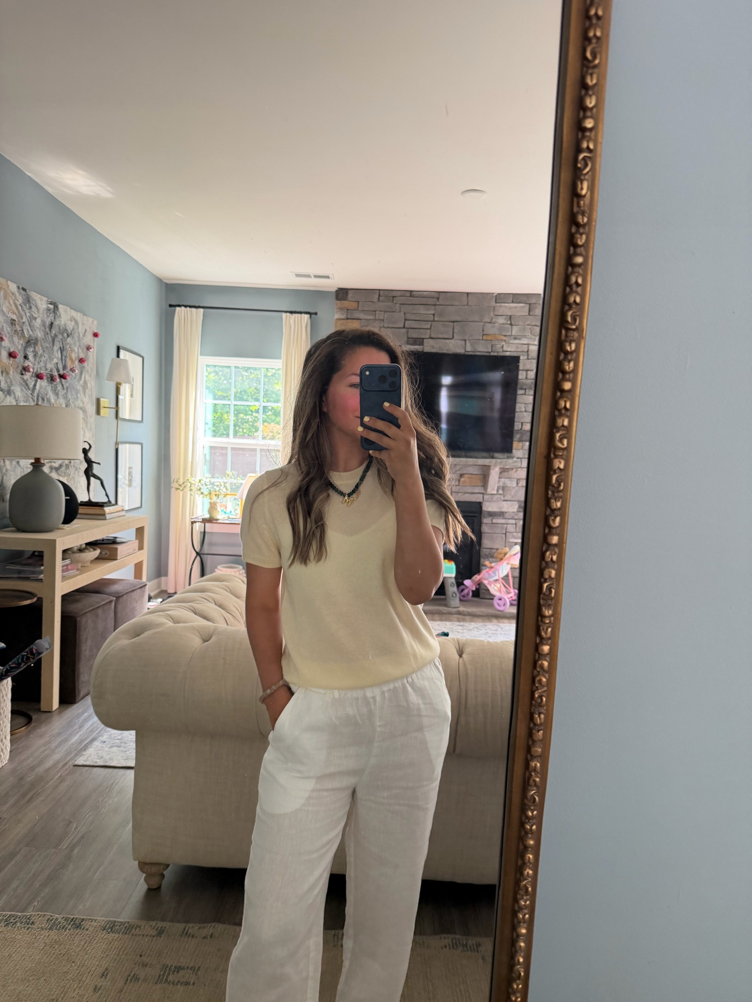 Size small in the sweater tee 🌼 such a gorgeous color!!! 

@Quince #quincepartner 