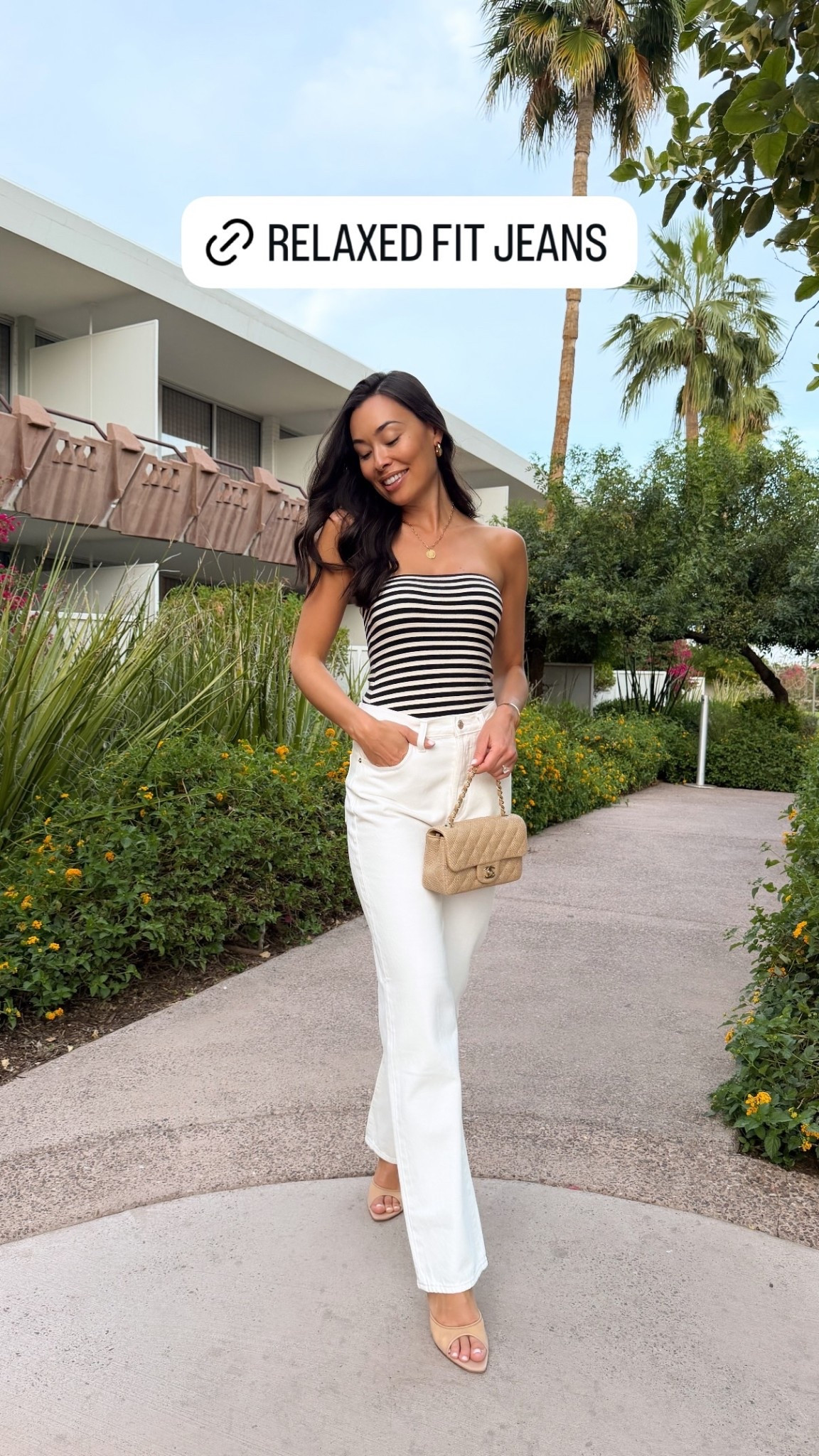 Spring outfit, date night outfit, white relaxed fit jeans. 

#LTKdayinmylife #LTKSeasonal #LTKootd