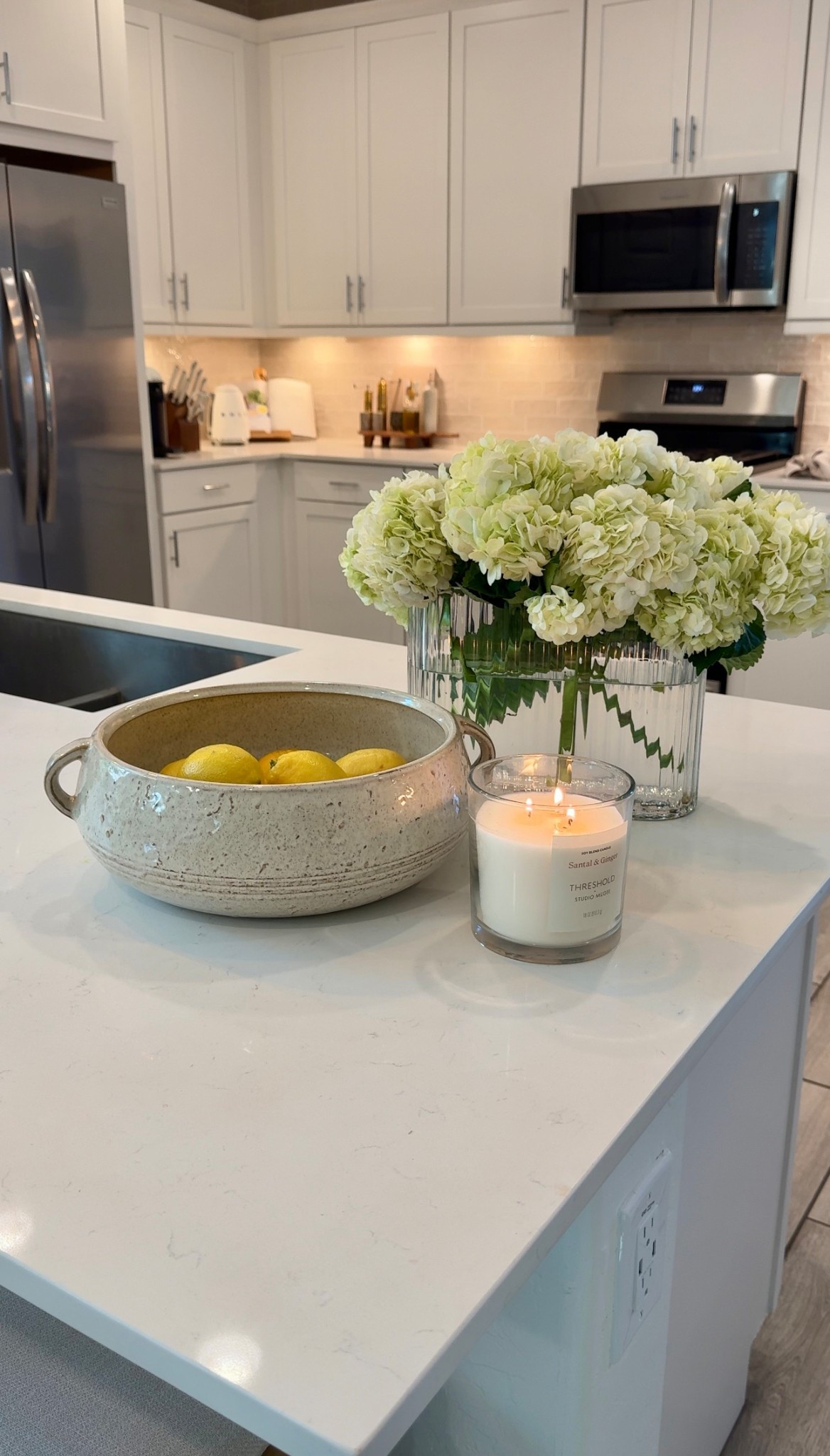 Picked up the cutest fruit bowl for a simple spring time kitchen refresh🍋🌷 this bowl is from Target Threshold is only $30 ! 👀 it looks so high end for the price🫶🏼 #targetfinds #targethome #springhome

#LTKFindsUnder50 #LTKHome