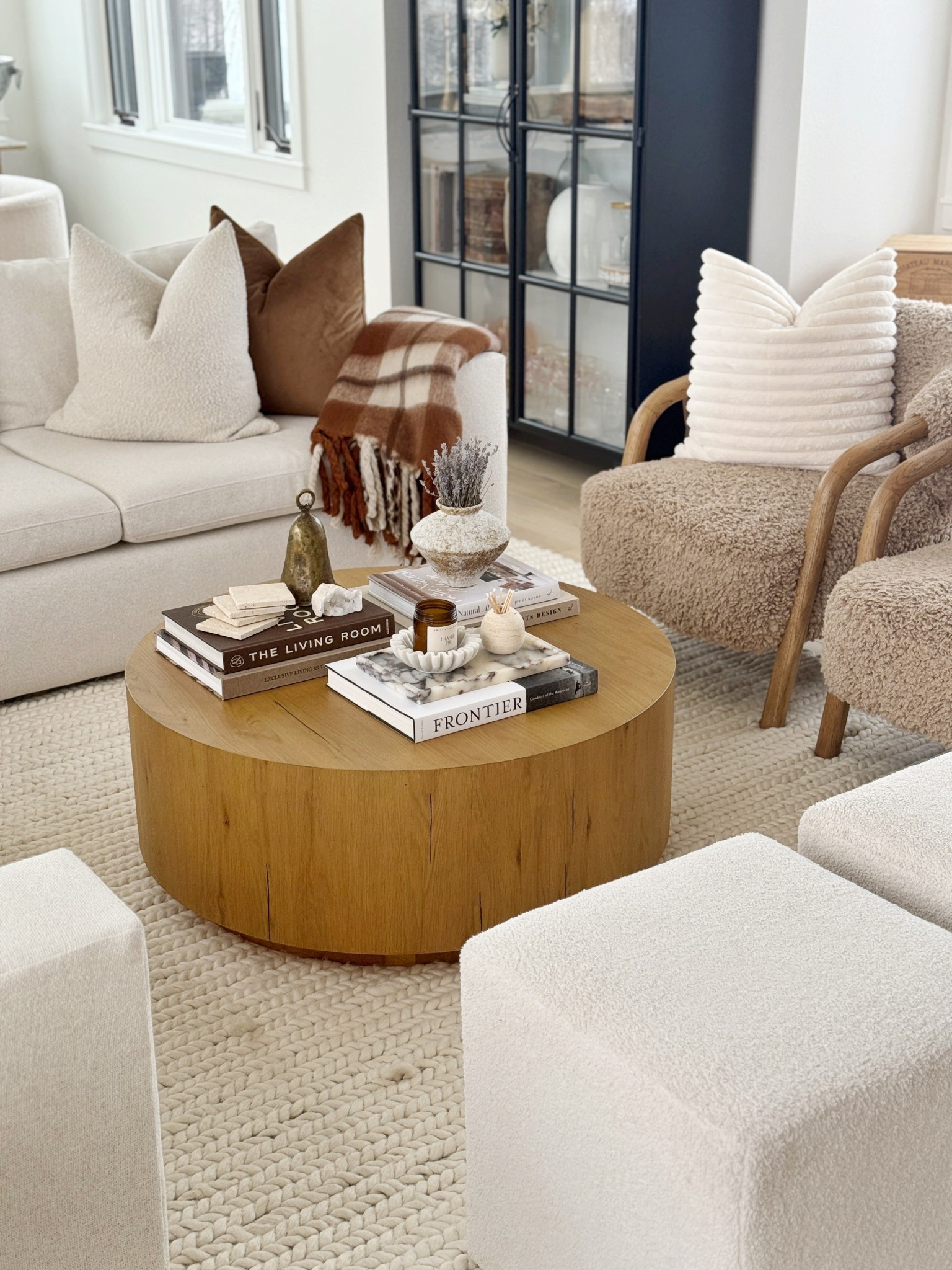 Cozy winter living room ☺️☺️

Home decor 
Coffee table
Pillows 
Amazon 

#LTKHome #LTKSeasonal