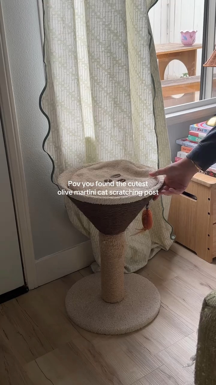 🐈🐾 the cutest cat scratching post!

#LTKHome #LTKSaleAlert