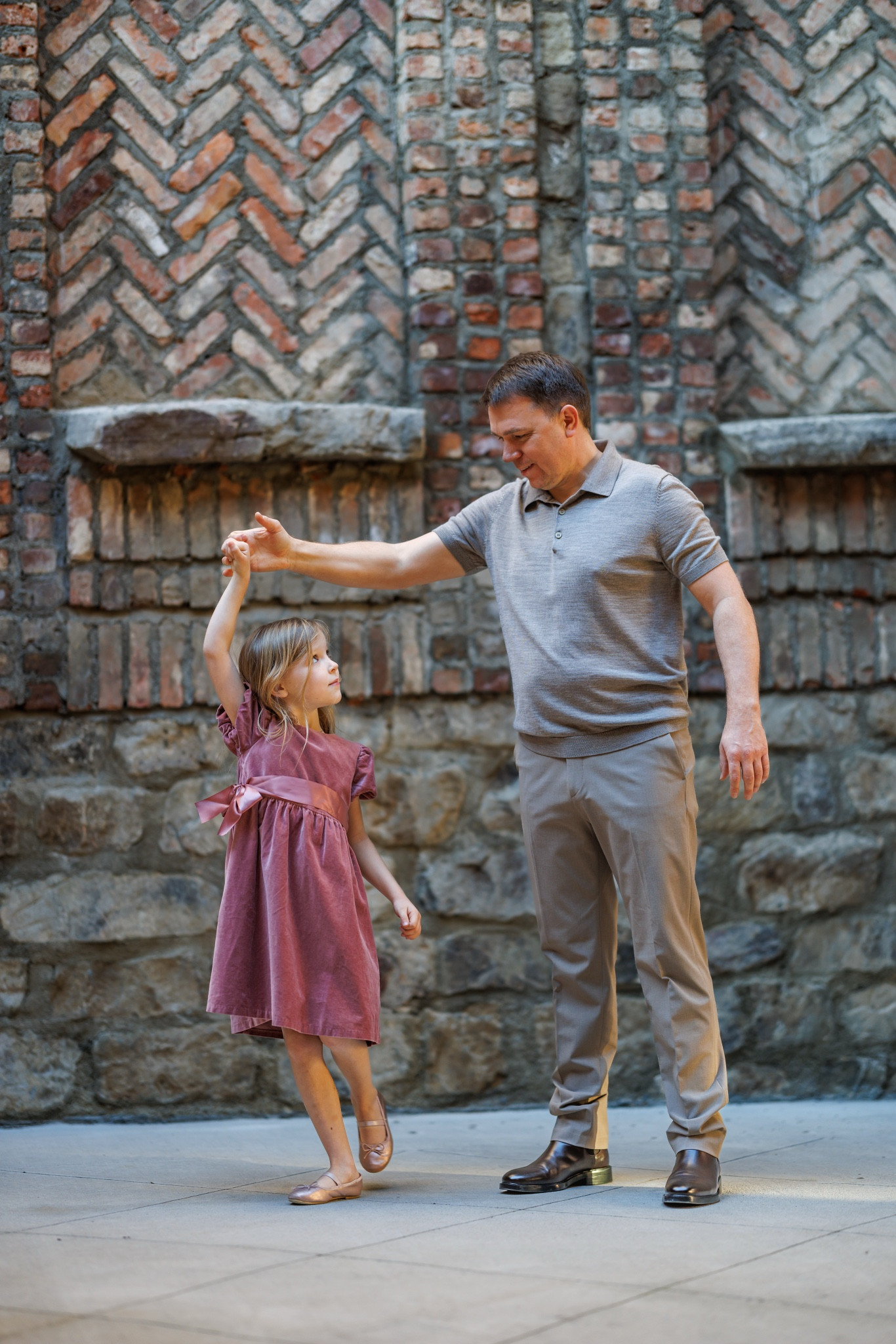 Family Photoshoot outfits 

#LTKFamily #LTKHoliday