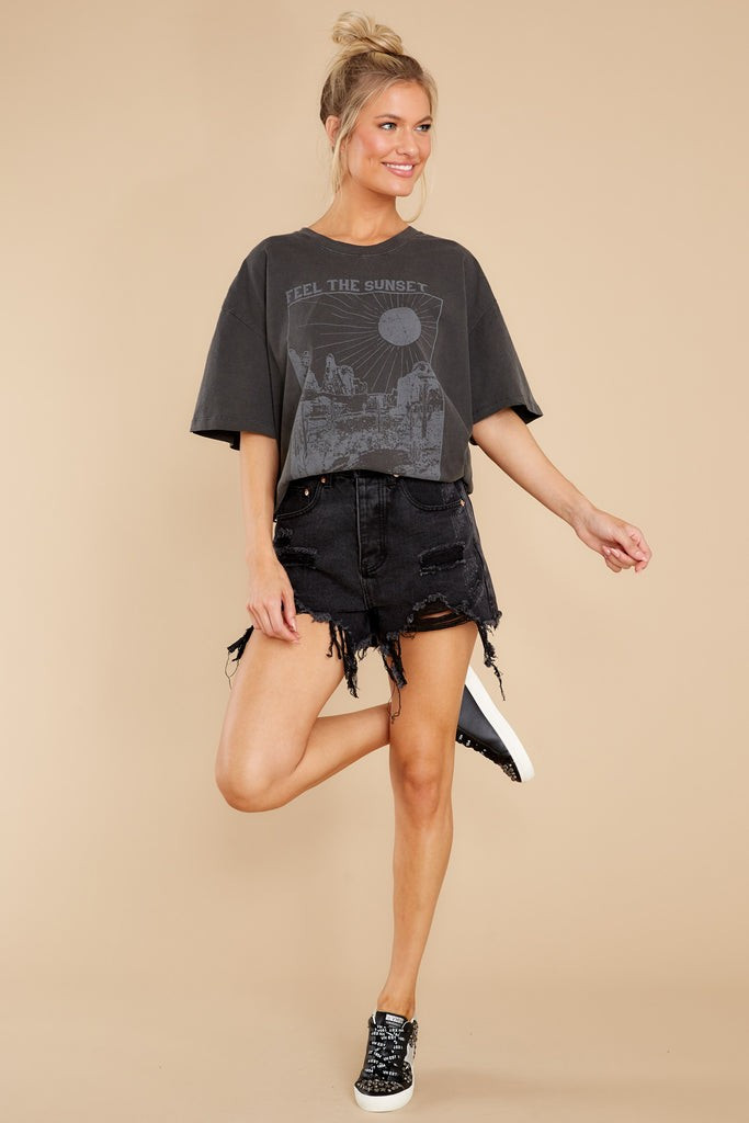 I Love Sunsets Grey Graphic Tee | Red Dress 