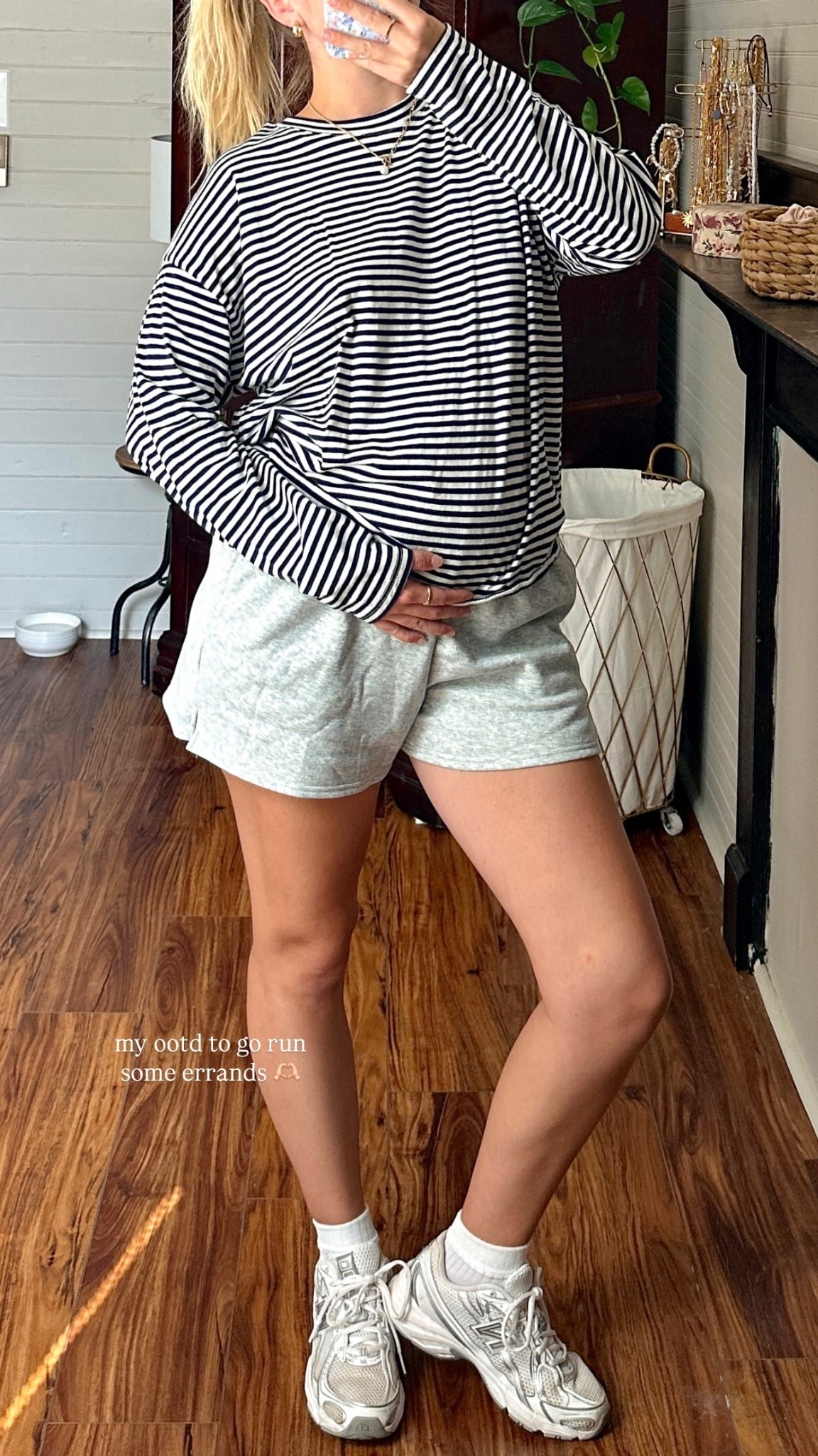 I thrifted the tee but linked similar options! 

#LTKFindsUnder50 #LTKSeasonal #LTKFallSale