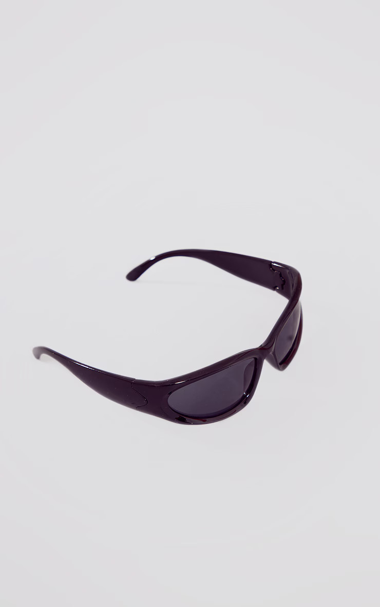 Black Thick Frame Visor Sunglasses | PrettyLittleThing CAN