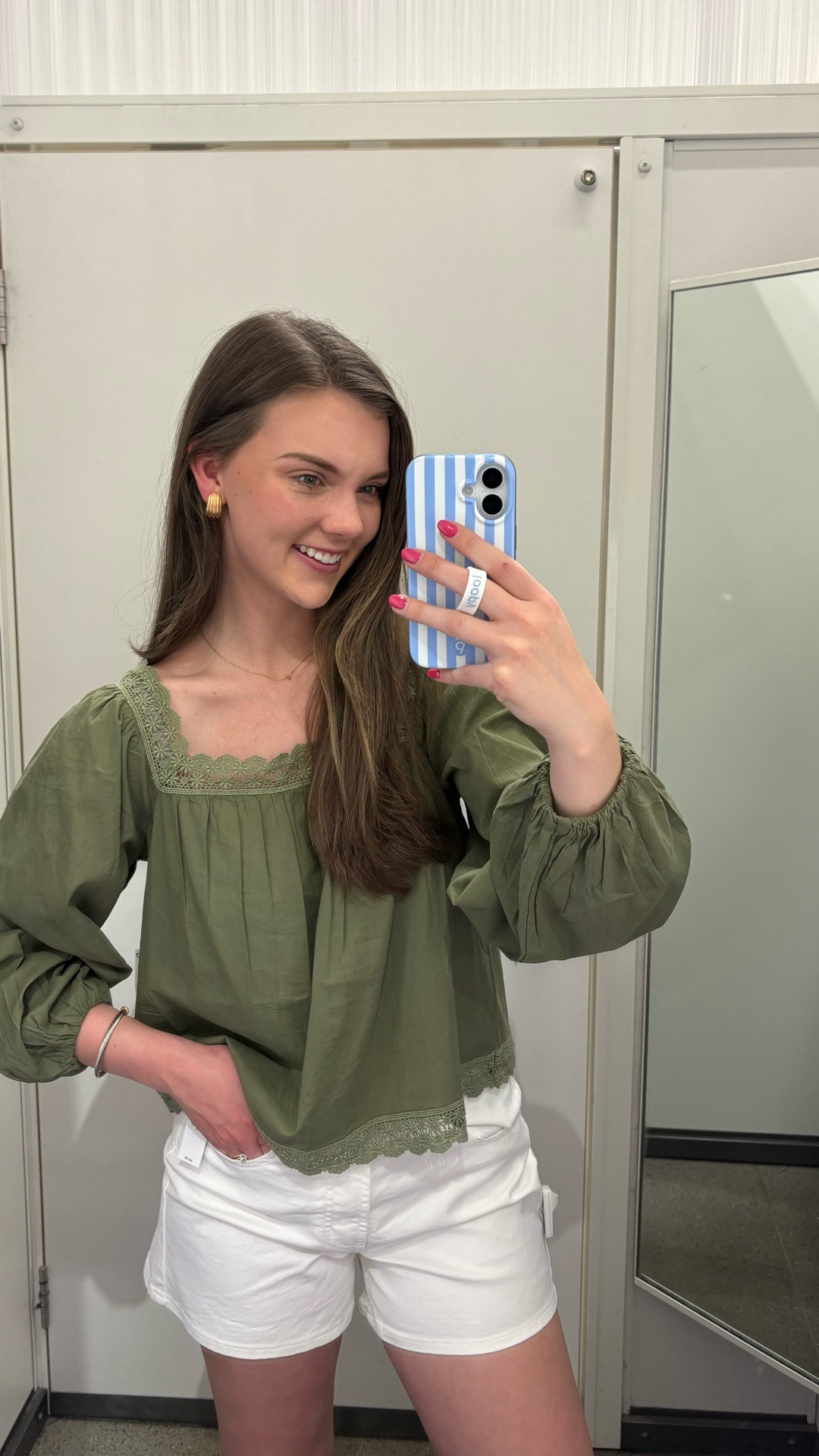 All the links from my old navy blog!

#LTKootd #LTKgrwm #LTKdayinmylife