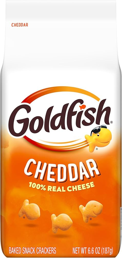 Goldfish Cheddar Cheese Crackers, Baked Snack Crackers, 6.6 oz Bag | Amazon (US)