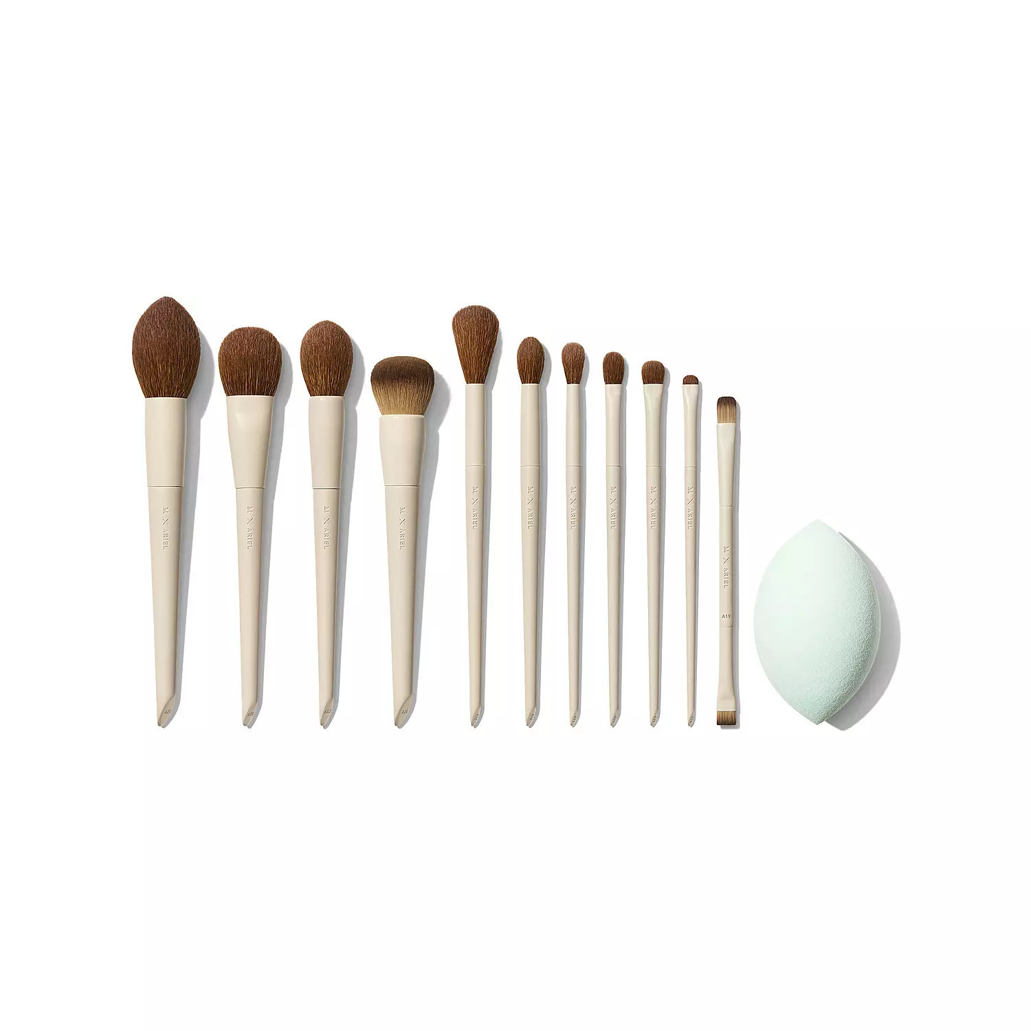 MORPHE X ARIEL  SIGNATURE LOOK 12 Piece Face & Eye Brush Set | Brown Thomas (IE)