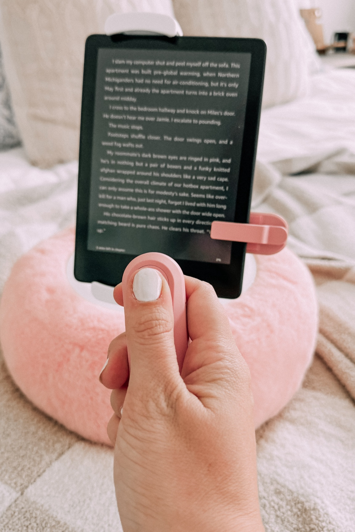 Kindle page turner remote, reading accessories, kindle accessories