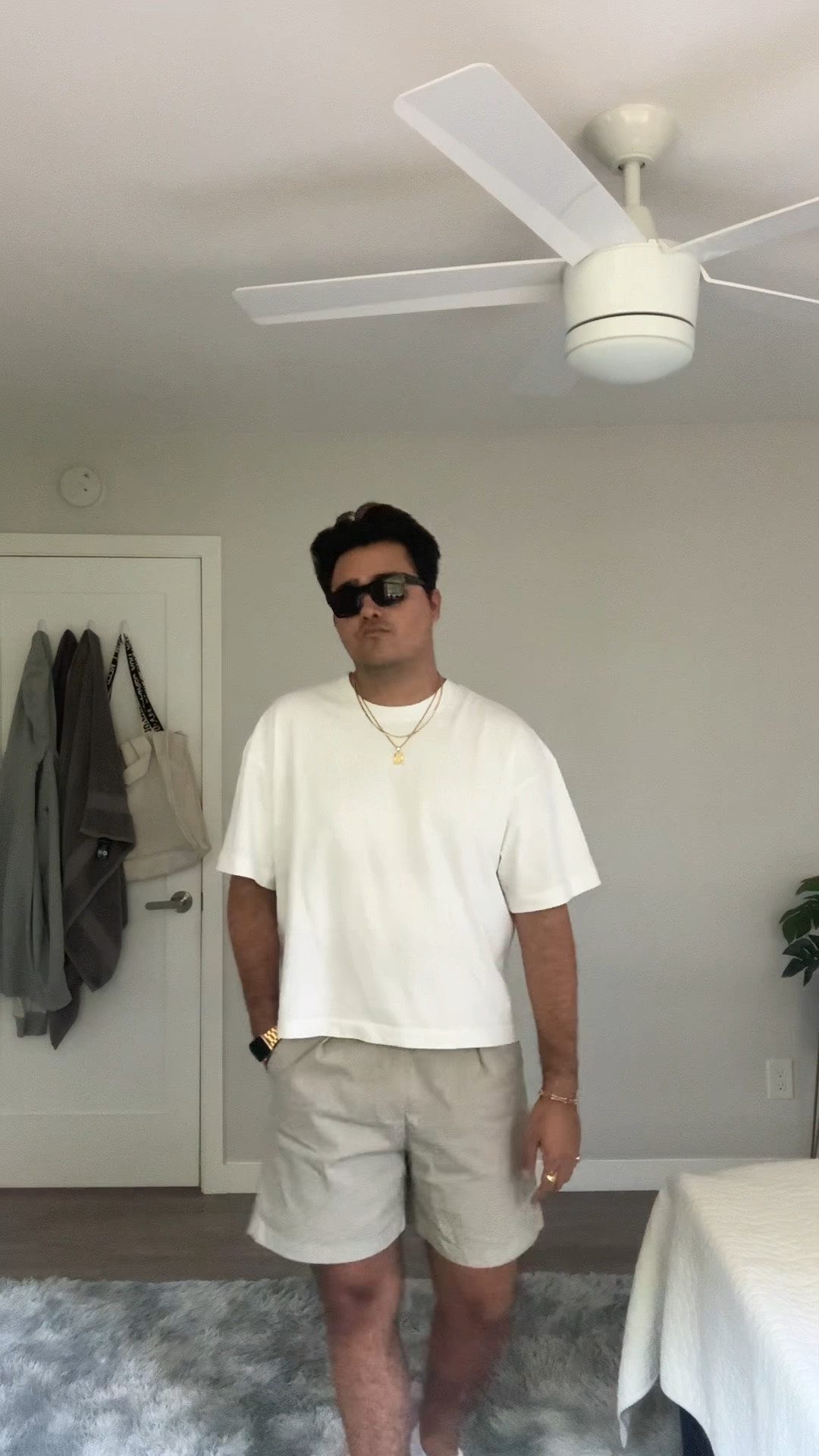 get ready with me 🌫️

#LTKStyleTip #LTKVideo #LTKMens