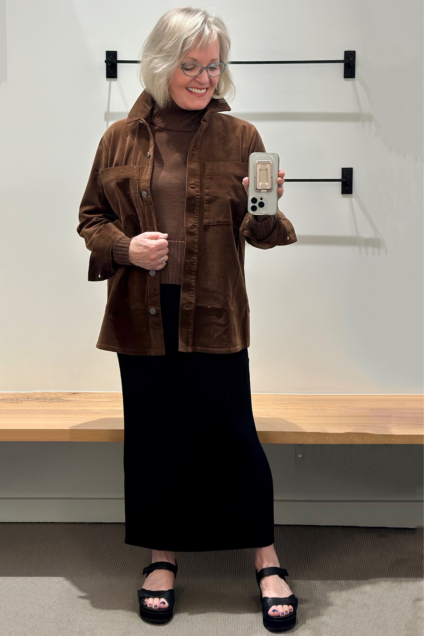 Buttery soft Eileen Fisher organic stretch corduroy shirt jacket with soft wool sweater and slimming pencil sweater skirt. I love the black with brown rich color combination.
Jacket size S
Sweater size XS
Skirt size S
Perfect for fall!
#falloutfits #woolsweaterskirt #over50style #elegantstyle #eileenfisher #ecostyle

#LTKSeasonal #LTKBacktoSchool #LTKstyletip