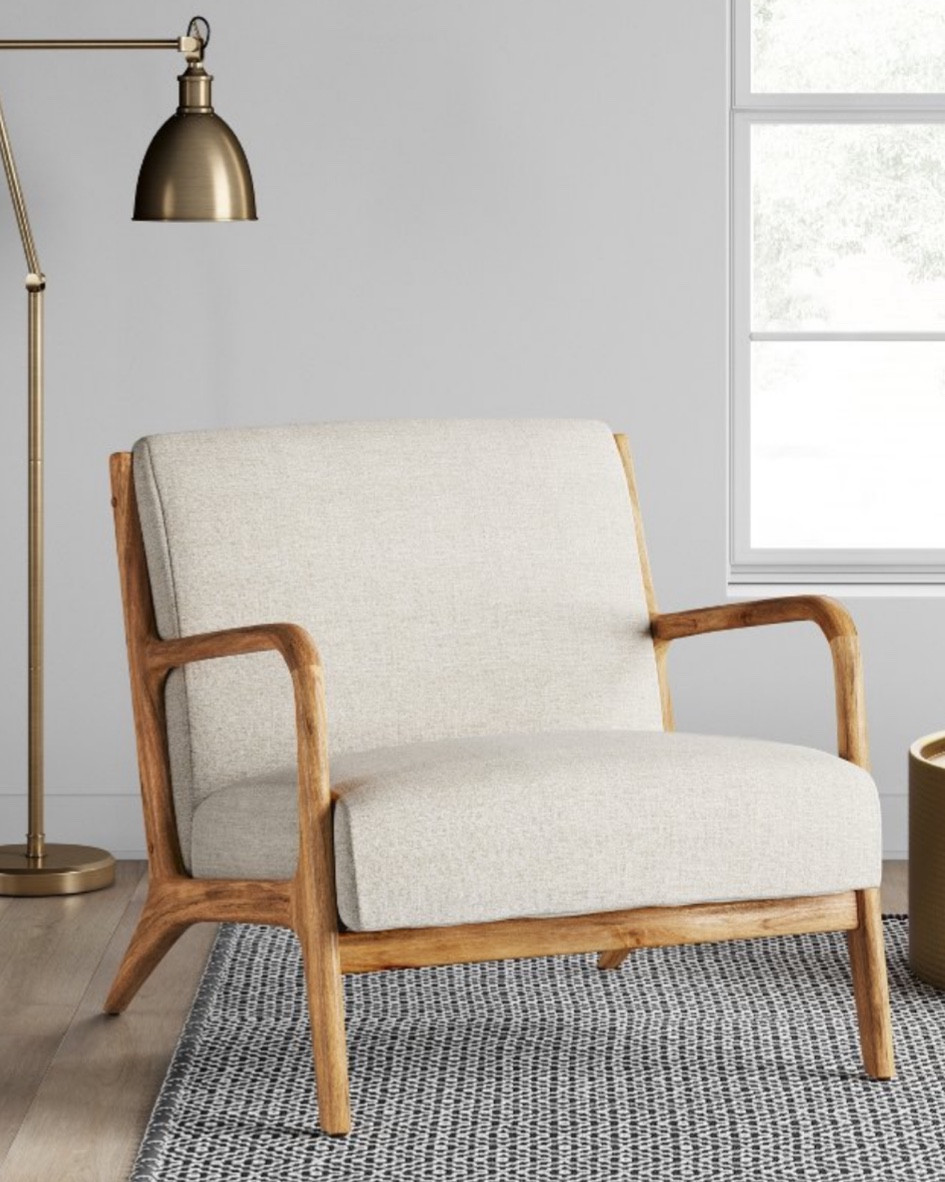 🎯Final Circle Day🎯 Today is the last day to save hundreds on tables, sofas, bedding, clothing, home decor and so much more.