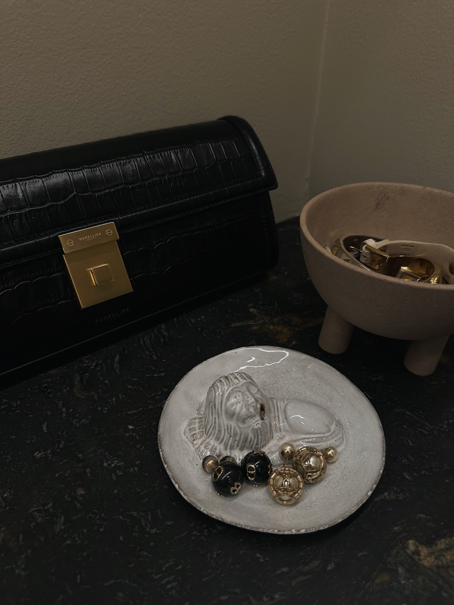 The elongated IT BAG croc clutch… perfect for day time or evenings!

#LTKstyletip #LTKover40 #LTKitbag