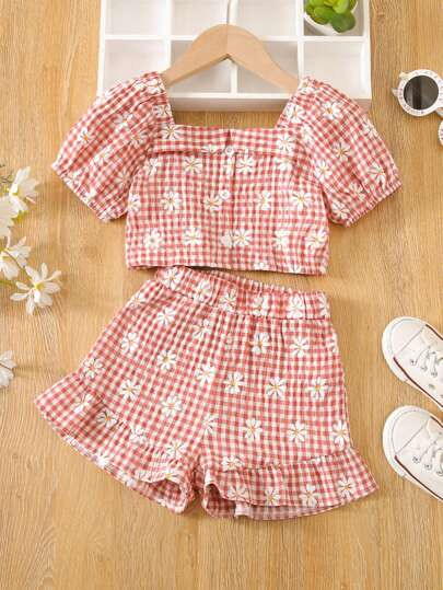 Toddler Girls Gingham & Floral Print Puff Sleeve Crop Top & Ruffle Hem Shorts | SHEIN