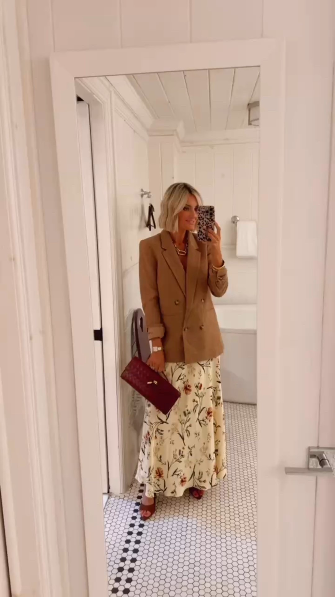 Loving this more formal way to style this slip skirt 💕 wearing XS in the jacket & S in the skirt.

Loverly Grey, Loft, Anthropologie, slip skirt, satin skirt, silk skirt, blazer, floral skirt, maxi skirt, fall fashion, fall outfit ideas 

#LTKSeasonal #LTKWorkwear #LTKStyleTip