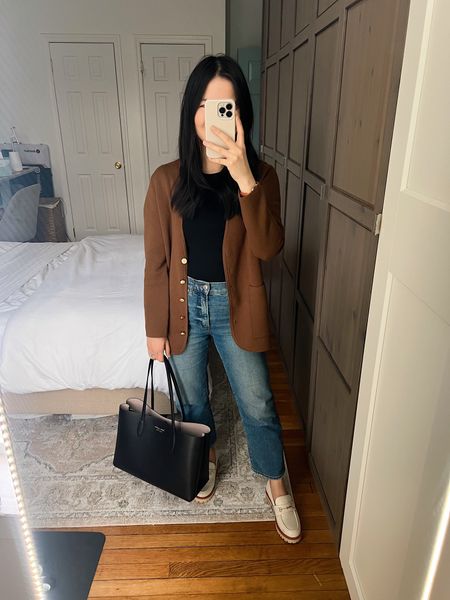 Brown cardigan (XXS)
J.Crew Giselle cardigan
Black t-shirt bodysuit (S)
High waisted straight jeans (4S)
Black tote bag
White loafers (1/2 size up)
White chunky loafers
Smart casual outfit
J.Crew outfit

#LTKSeasonal #LTKfindsunder100 #LTKworkwear