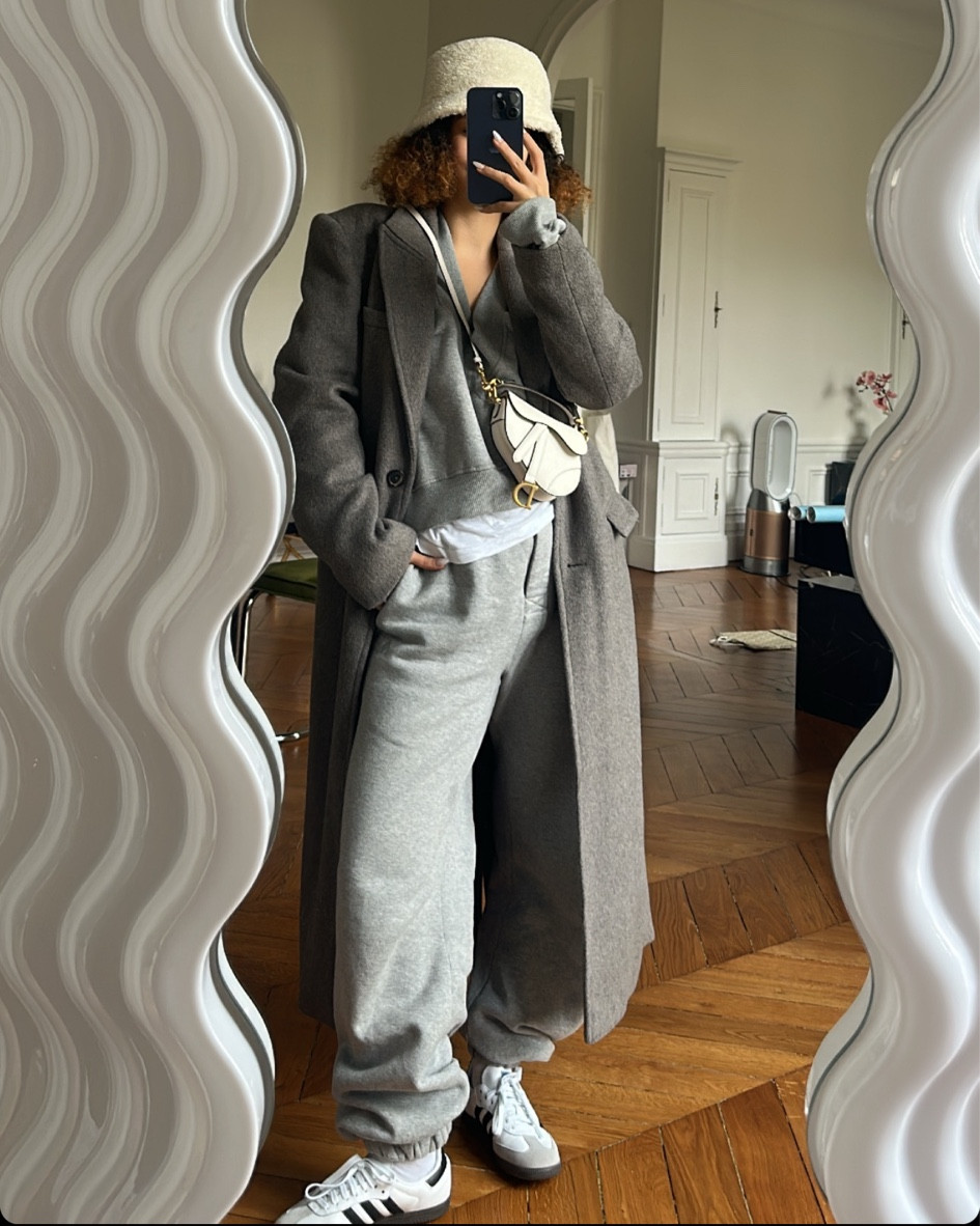 Sunday look

Adidas Samba, baskets Adidas Samba, bas de survêtement gris, sweat-shirt gris, sweat gris clair, long manteau gris, bob, bob blanc en peluche

#LTKstyletip #LTKSeasonal #LTKshoecrush