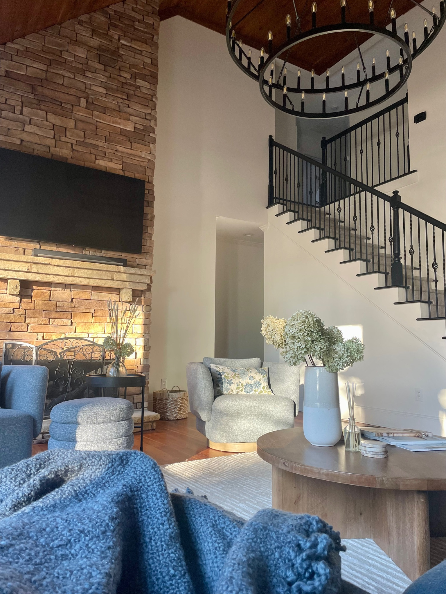 I am obsessed with the sunlight in the morning ☀️ 

#LTKHome #LTKU #LTKStyleTip