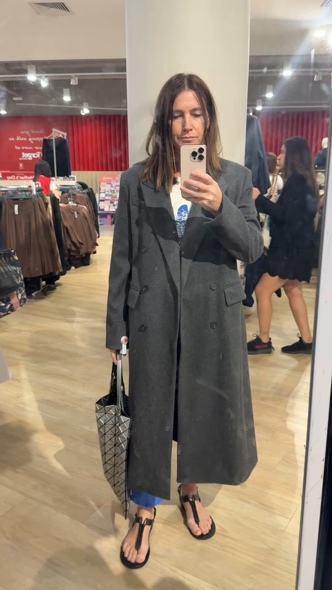 This blazer style coat is amazing quality and a great price.

Styled casually or dressed up, it will be the perfect coat!

I am in. Small/medium in the grey but also comes in chocolate brown

#LTKaustralia #LTKautumn #LTKstyletip